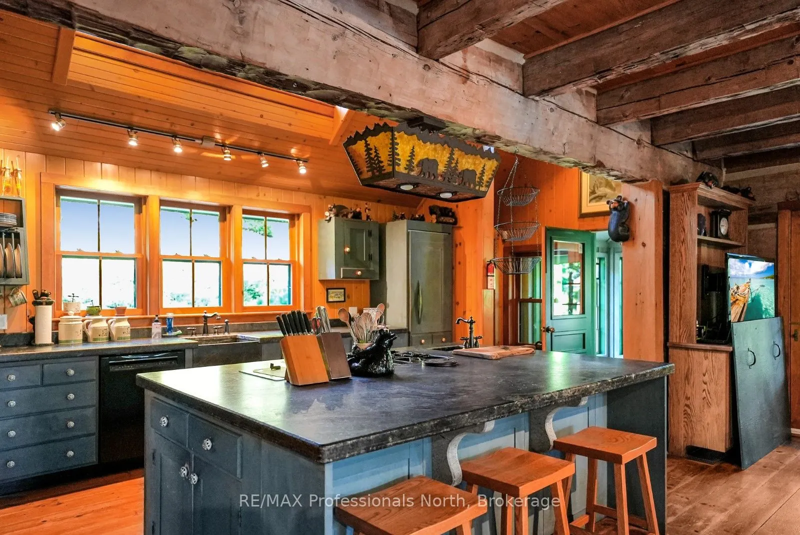 2682 Wilkinson Road