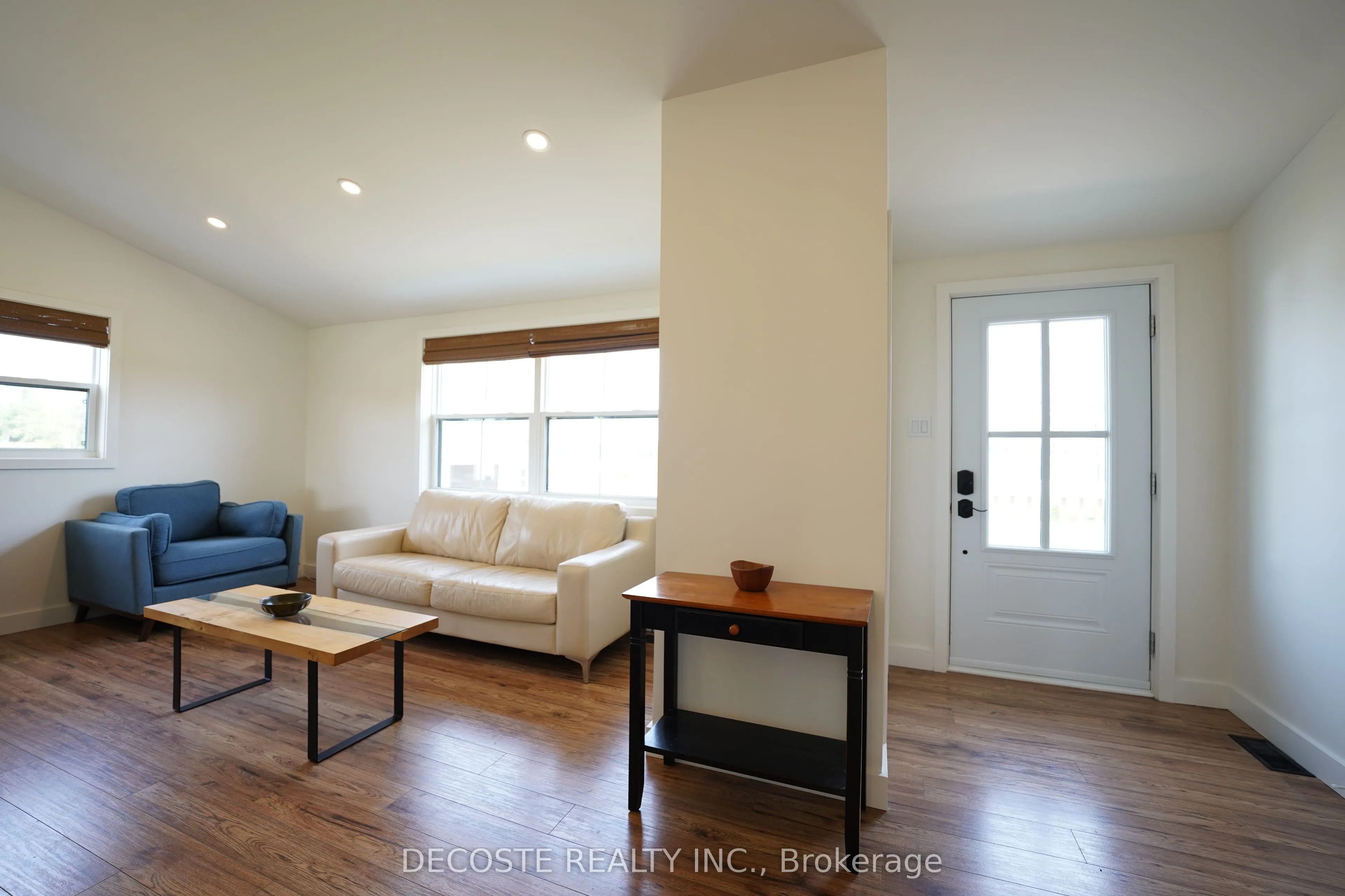 6460 Rae Road