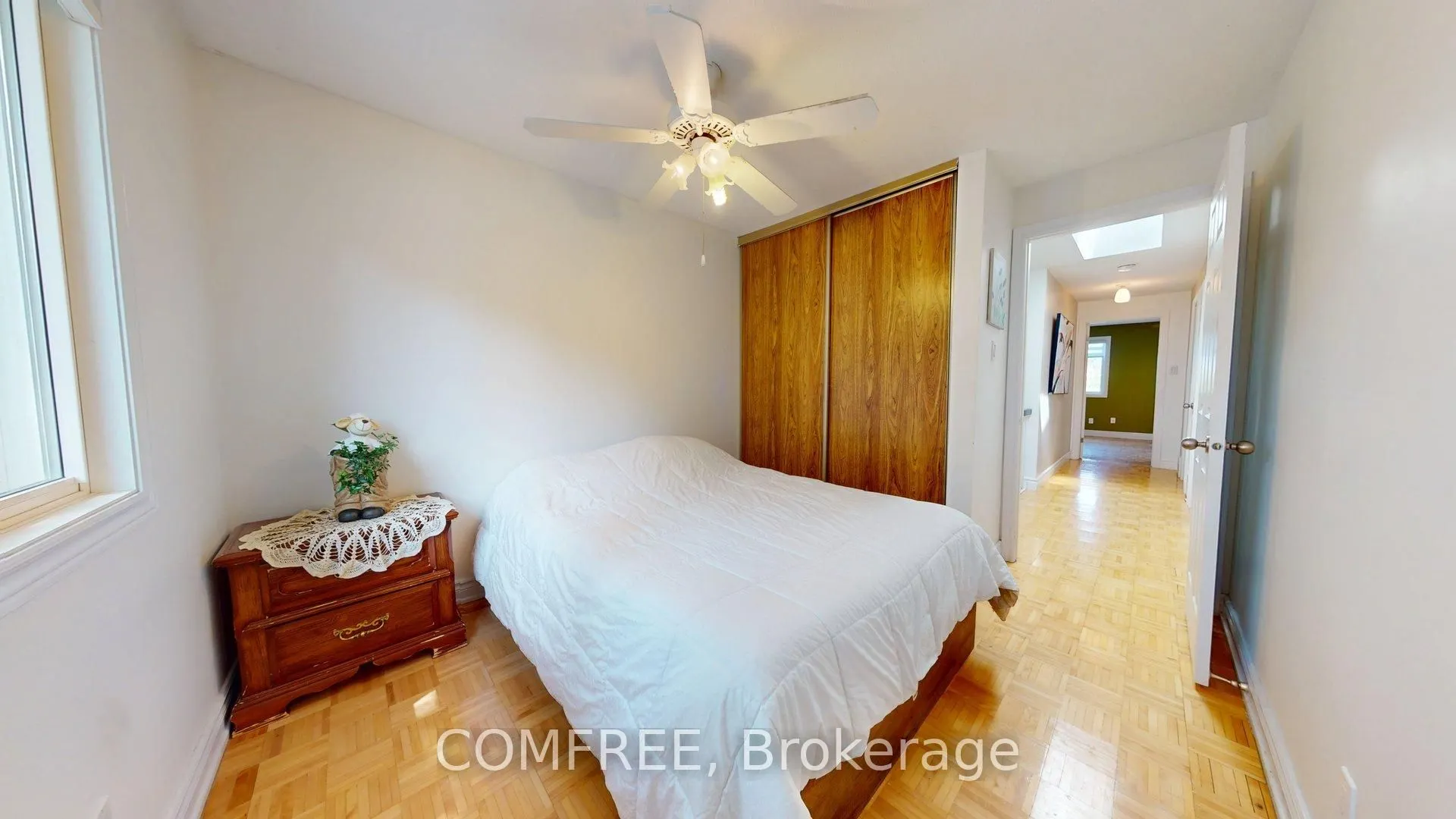 1145 D'erable Place, #100