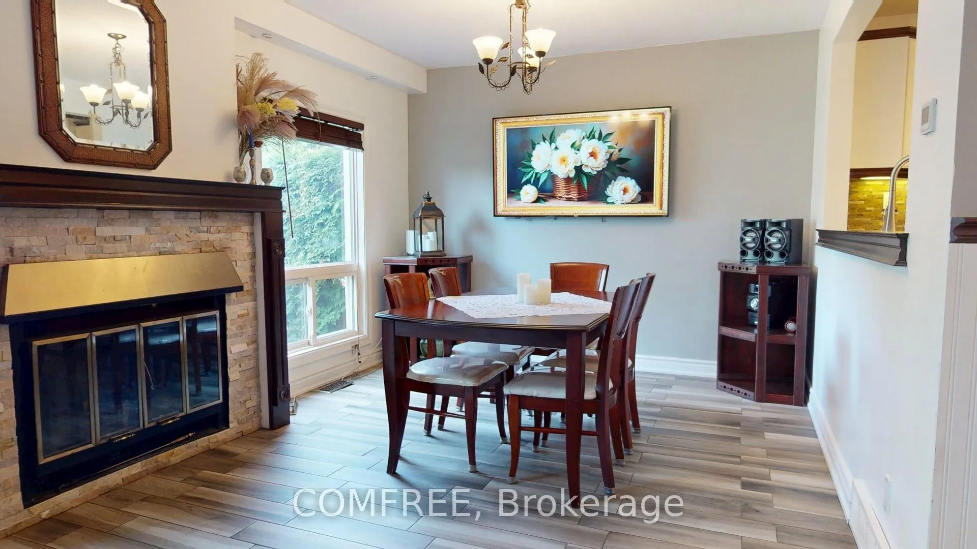 1145 D'erable Place, #100