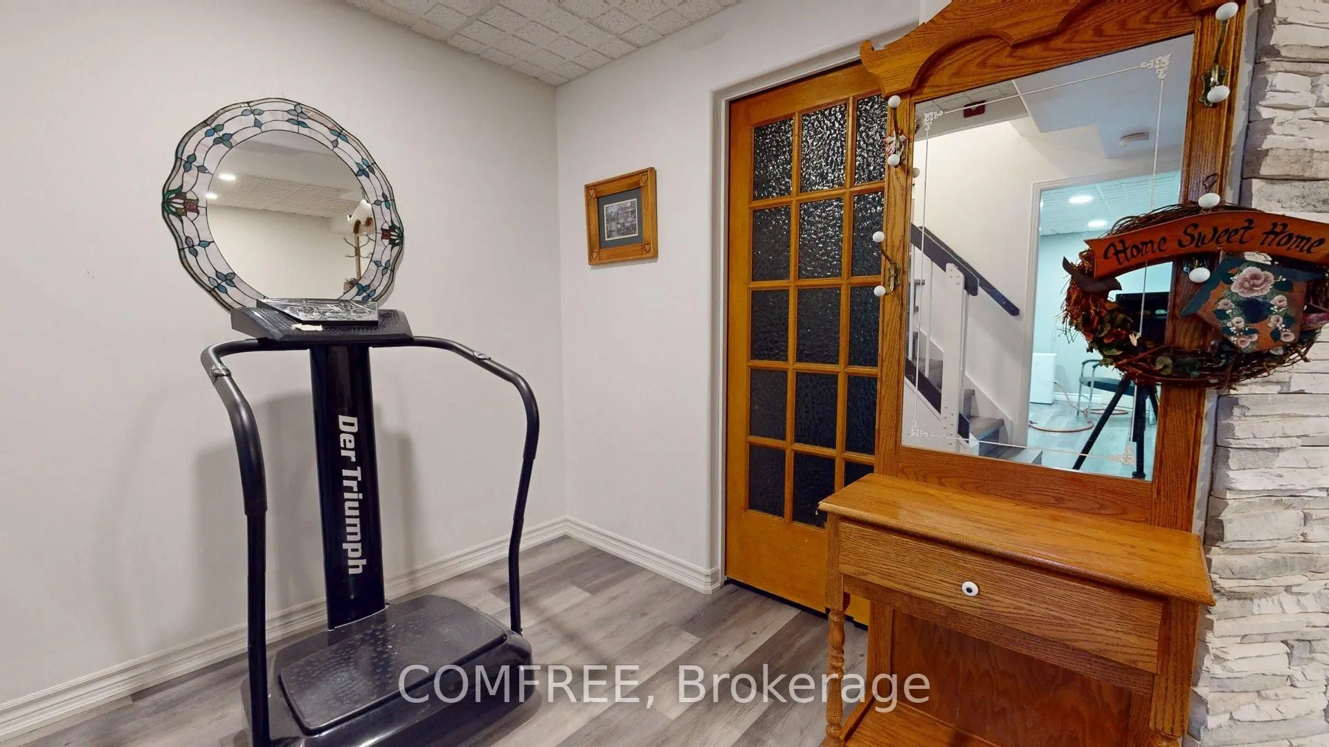 1145 D'erable Place, #100