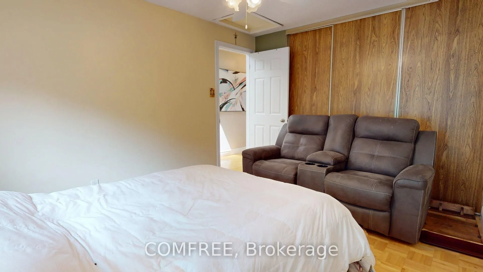 1145 D'erable Place, #100