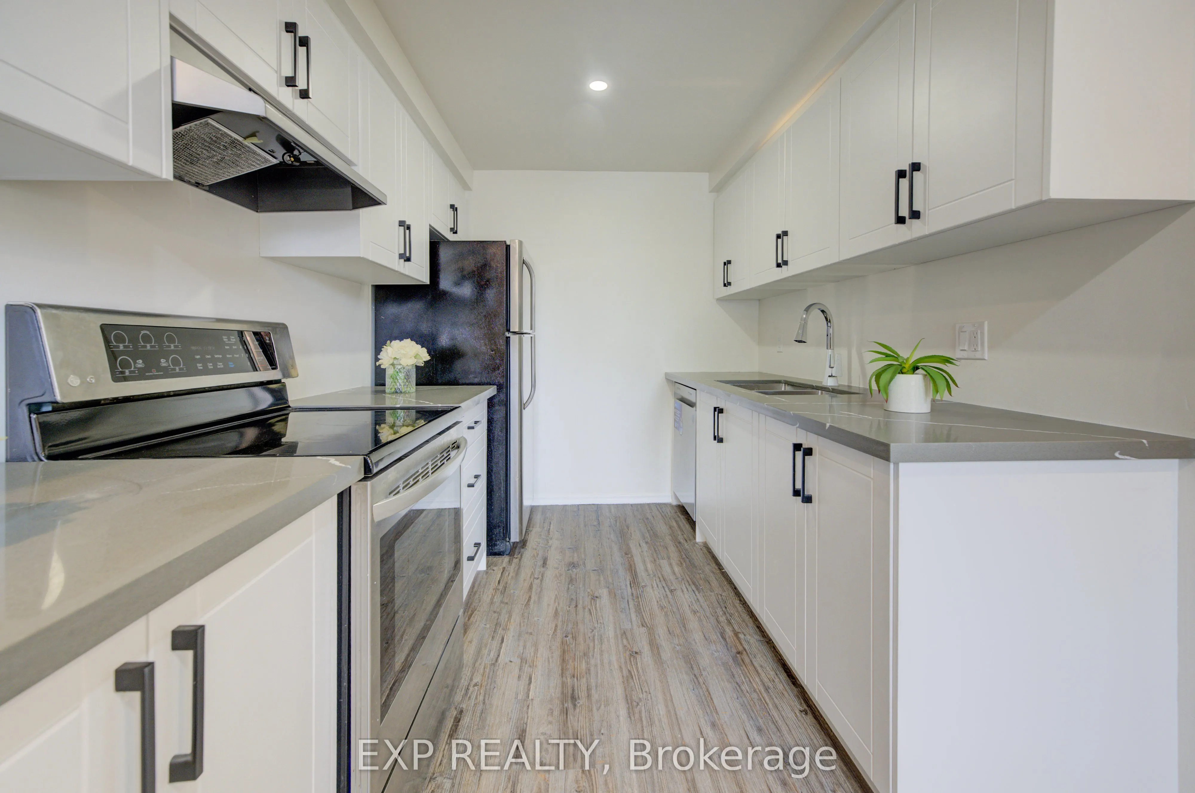 280 Thaler Avenue, #9