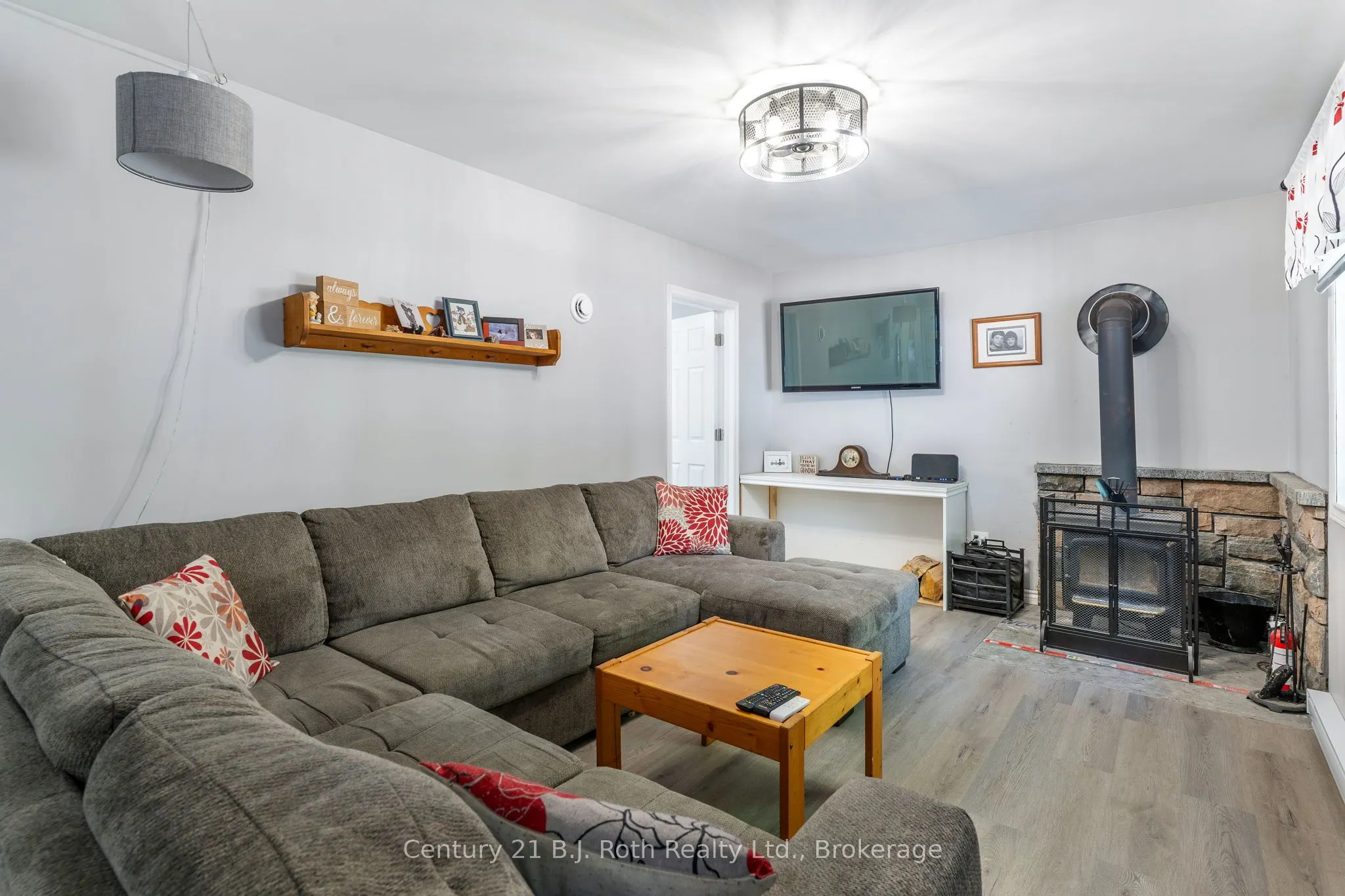 12664 Haliburton County Road 503