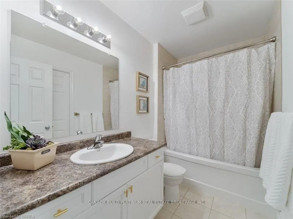 758 Bleams Road, #B