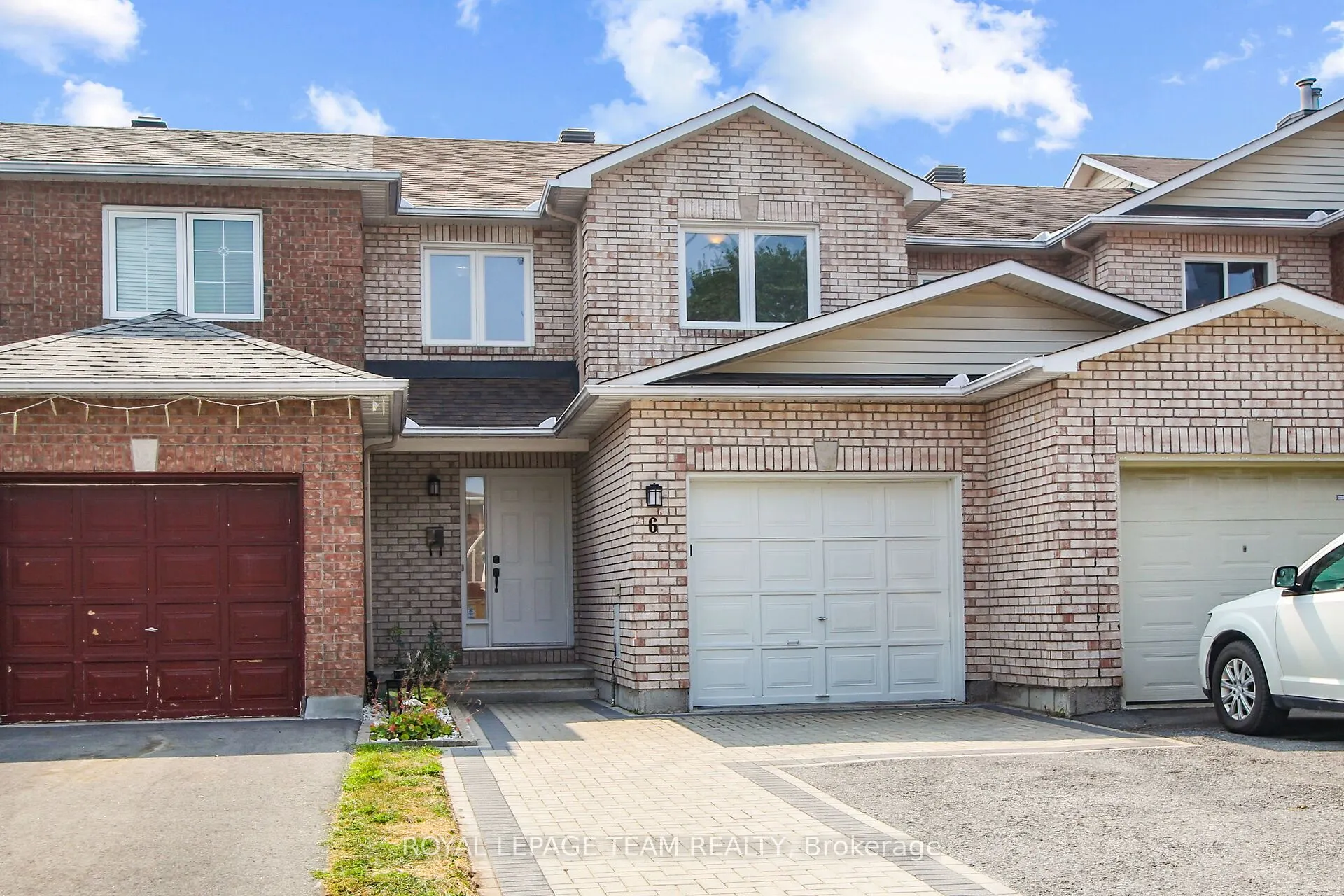 6 Whitegate Crescent