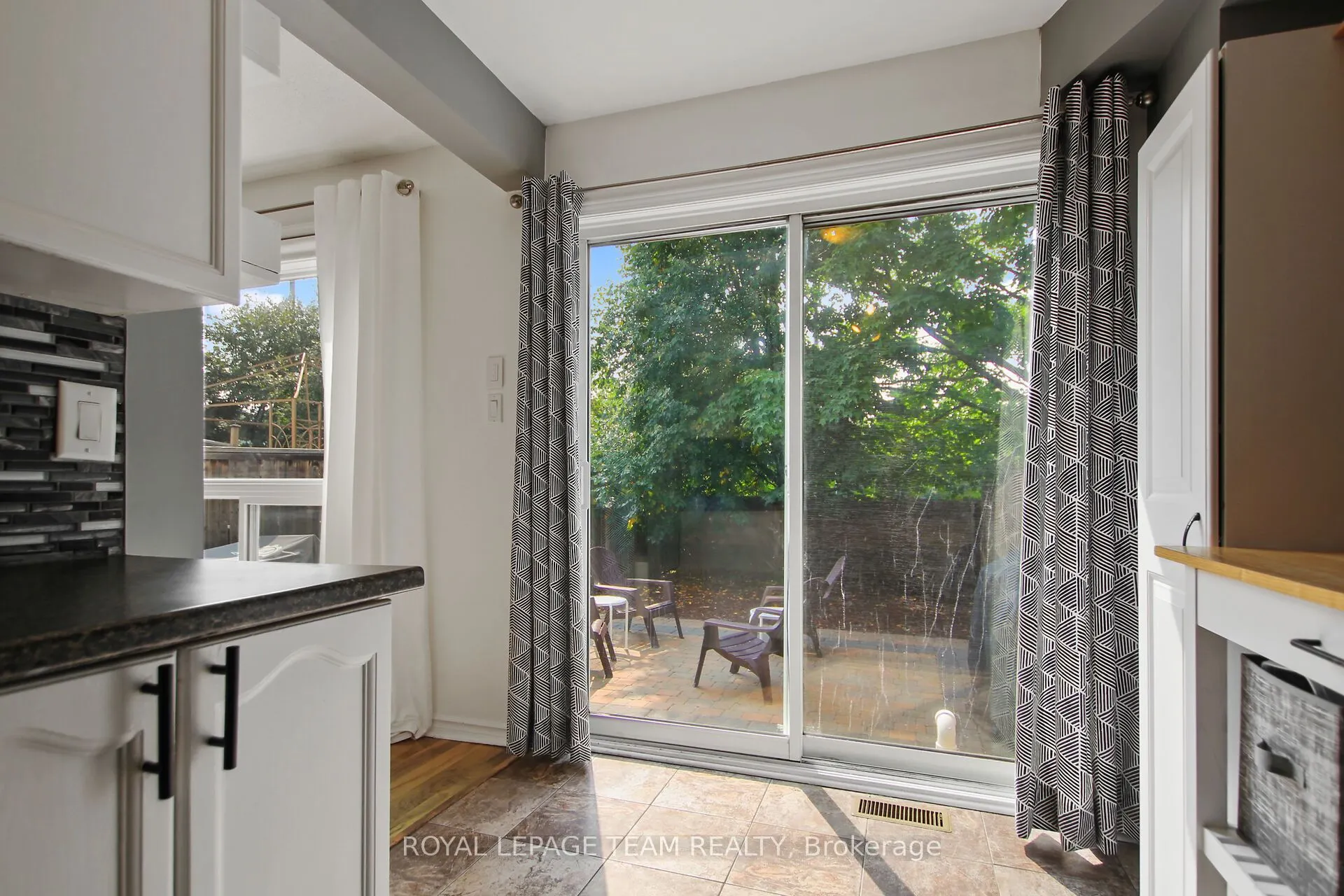6 Whitegate Crescent