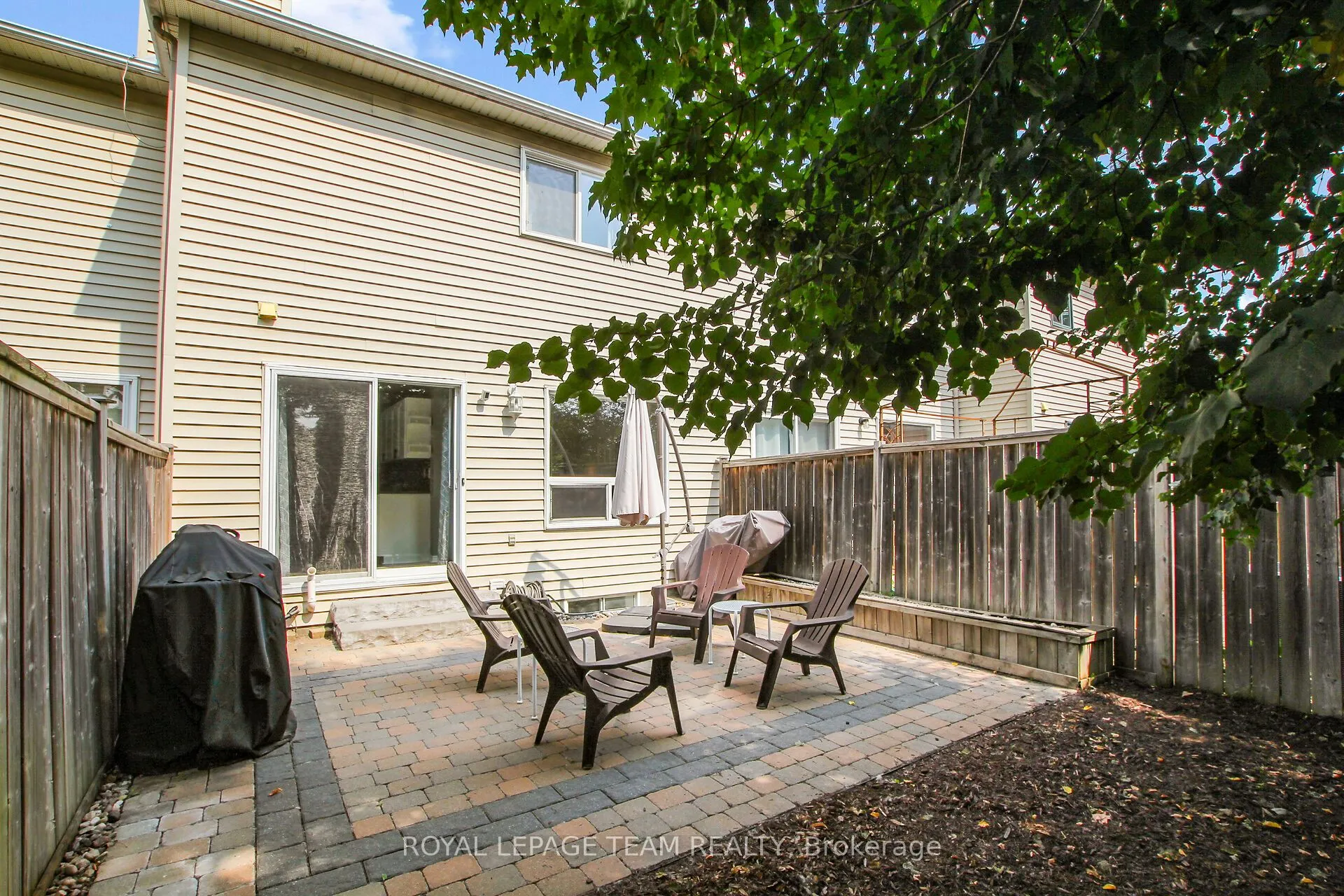 6 Whitegate Crescent