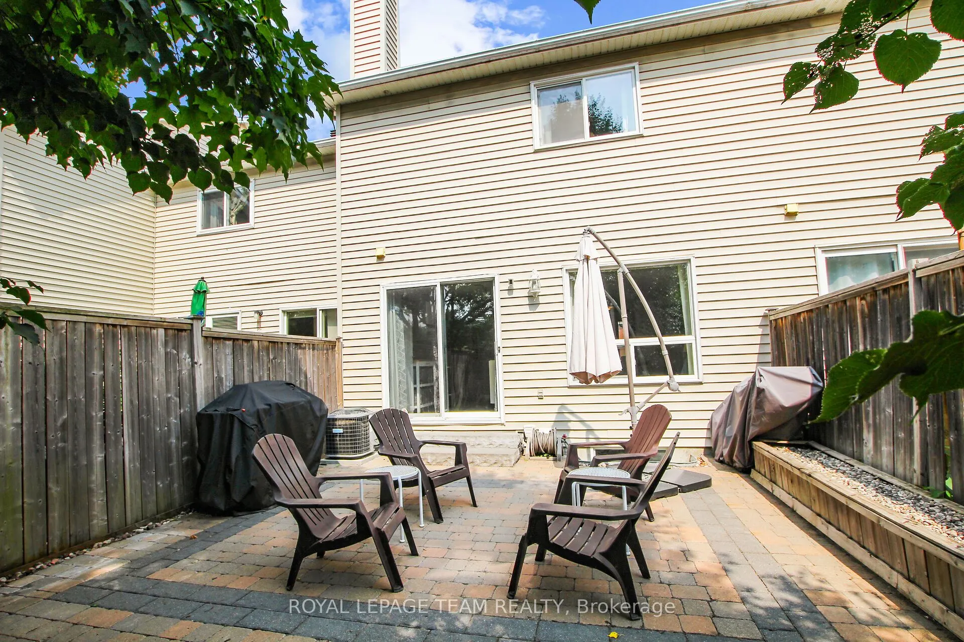 6 Whitegate Crescent