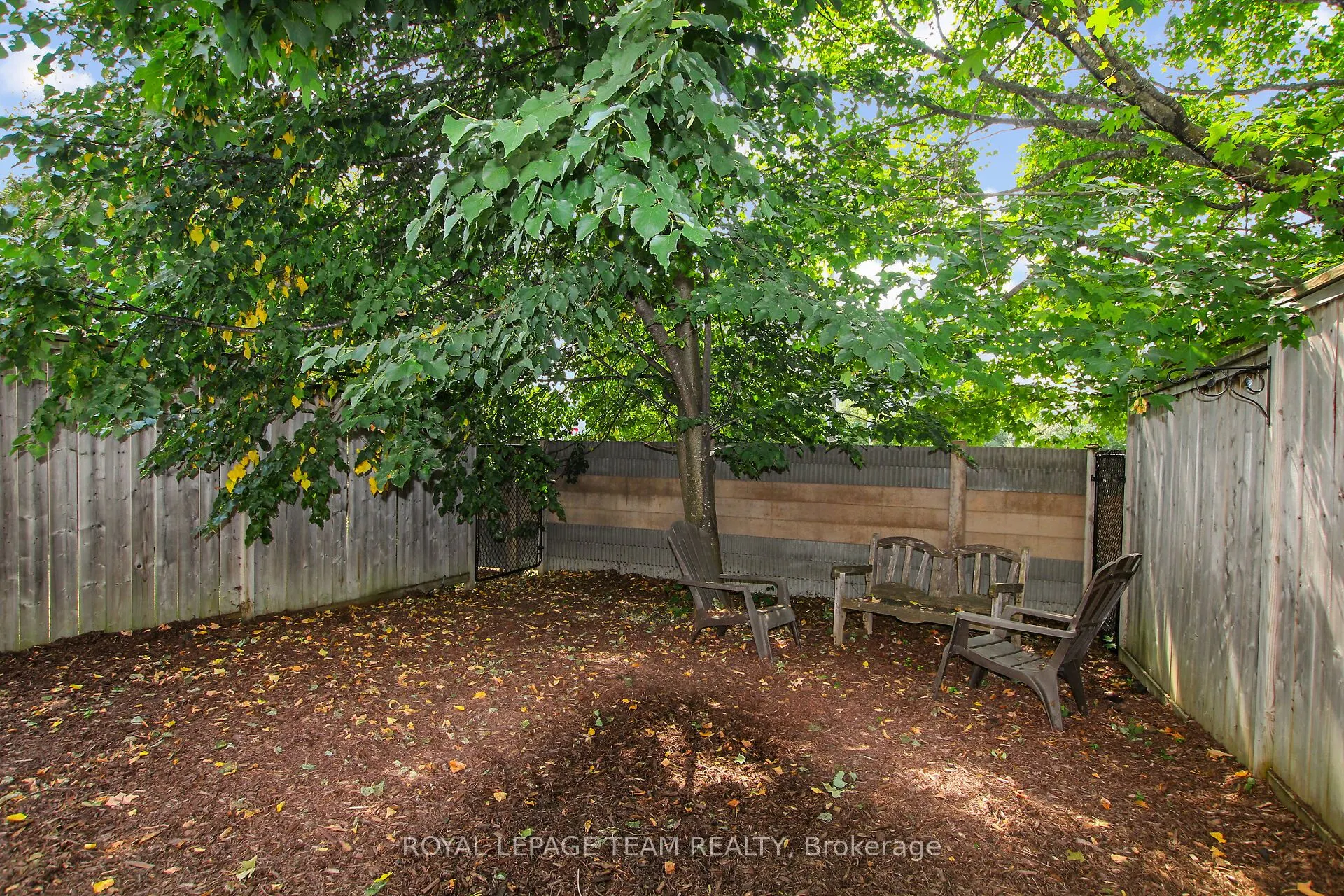 6 Whitegate Crescent