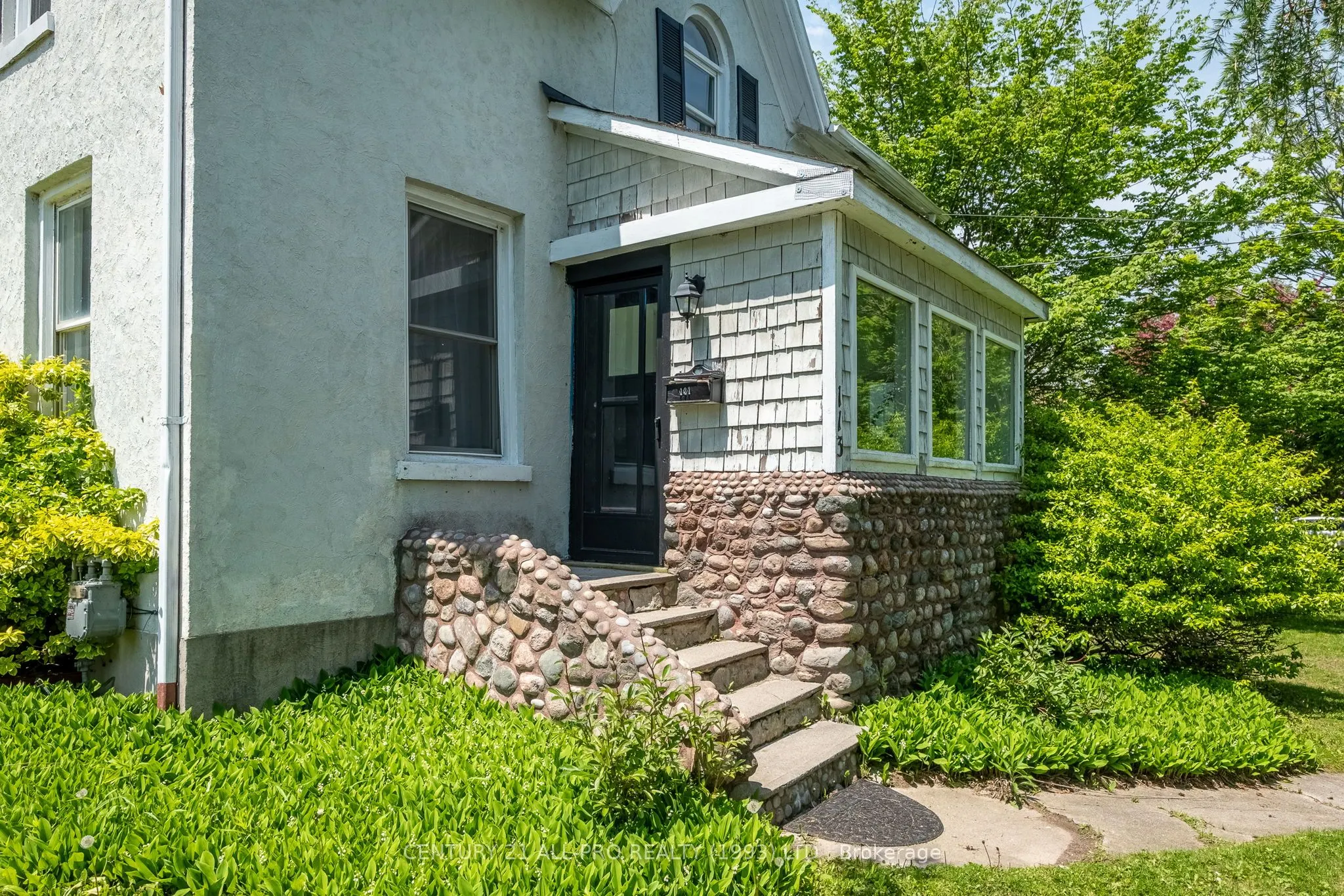 113 Tremaine Street