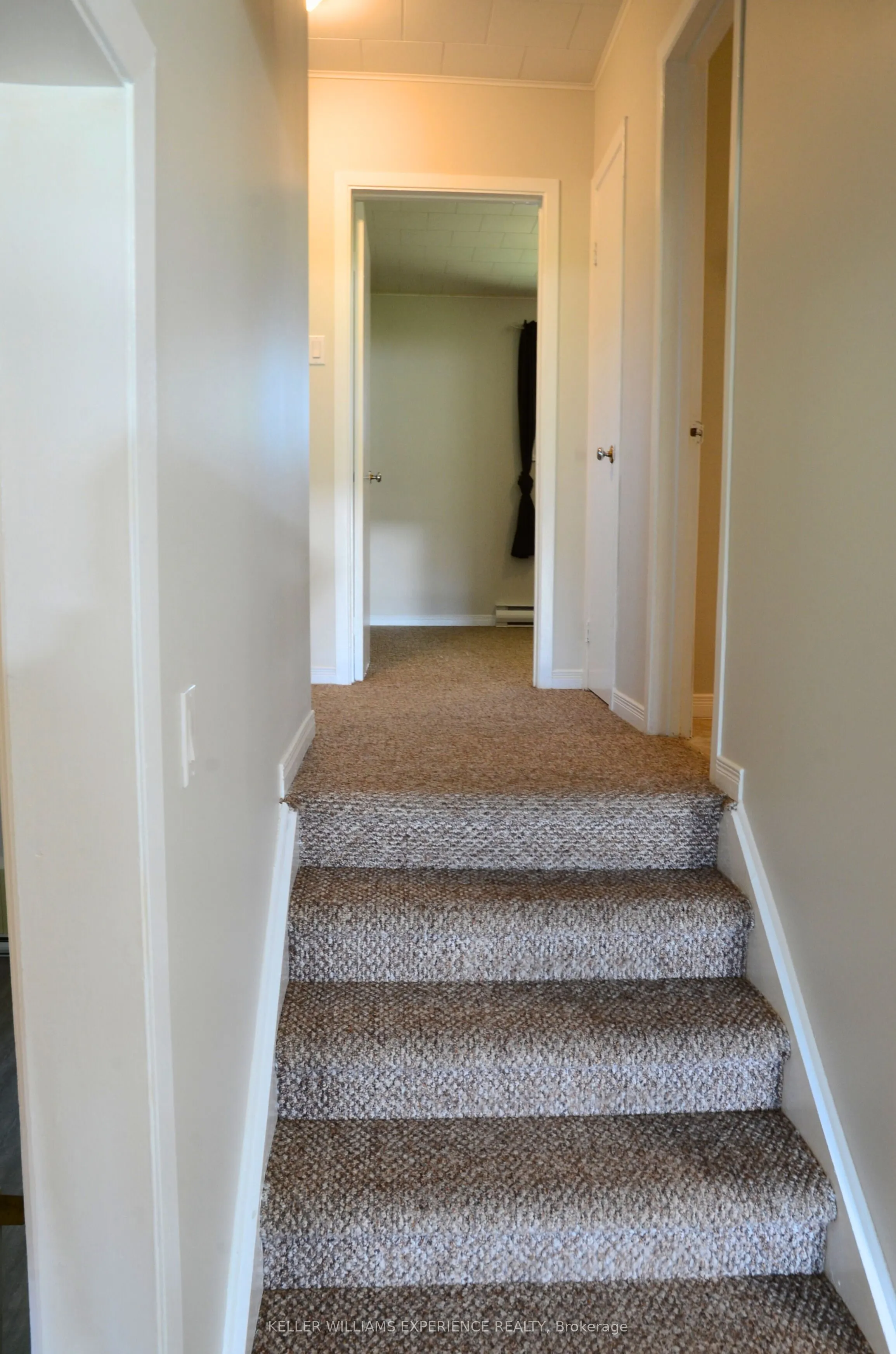 18 TEBBY Boulevard
