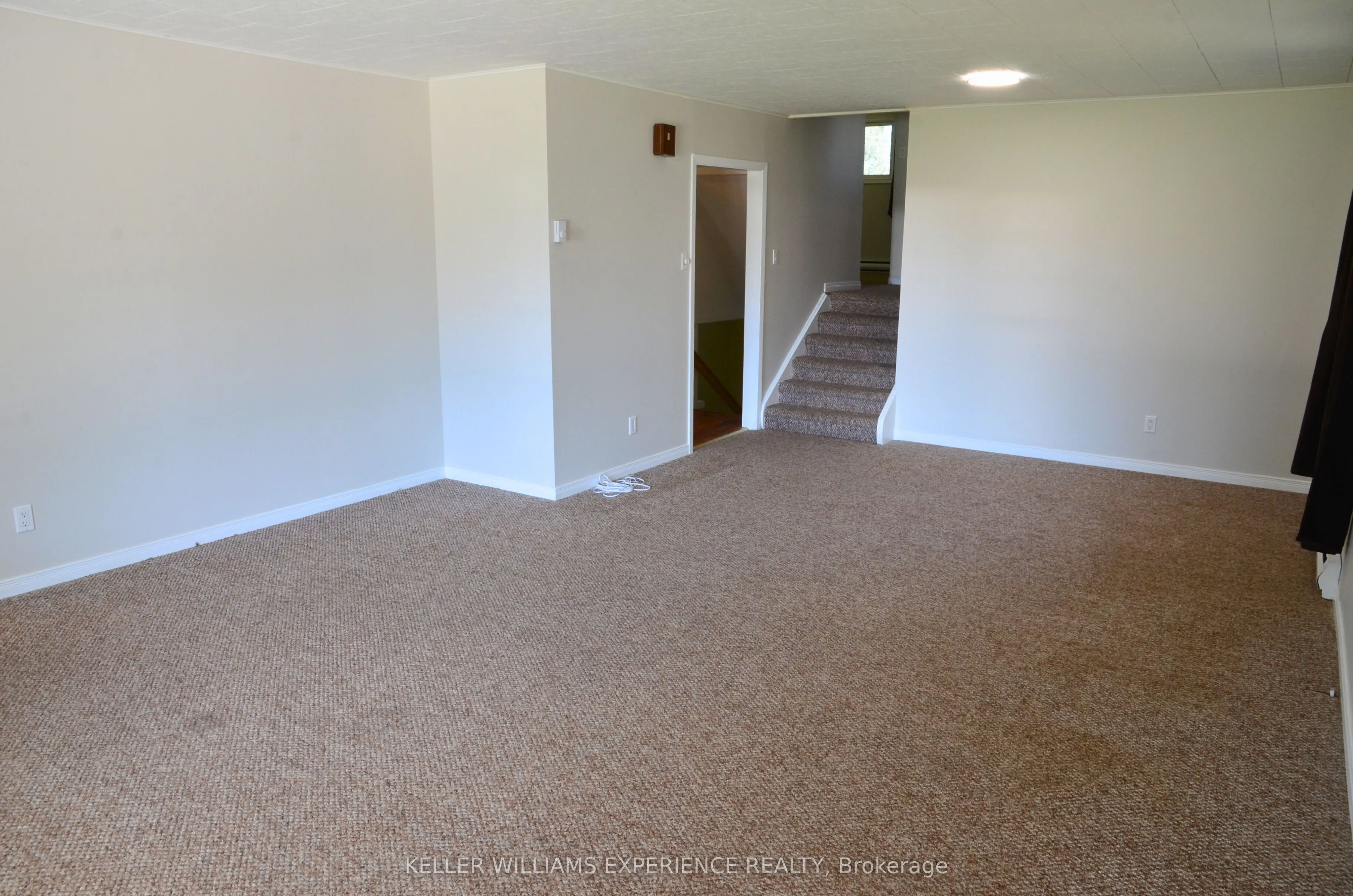 18 TEBBY Boulevard