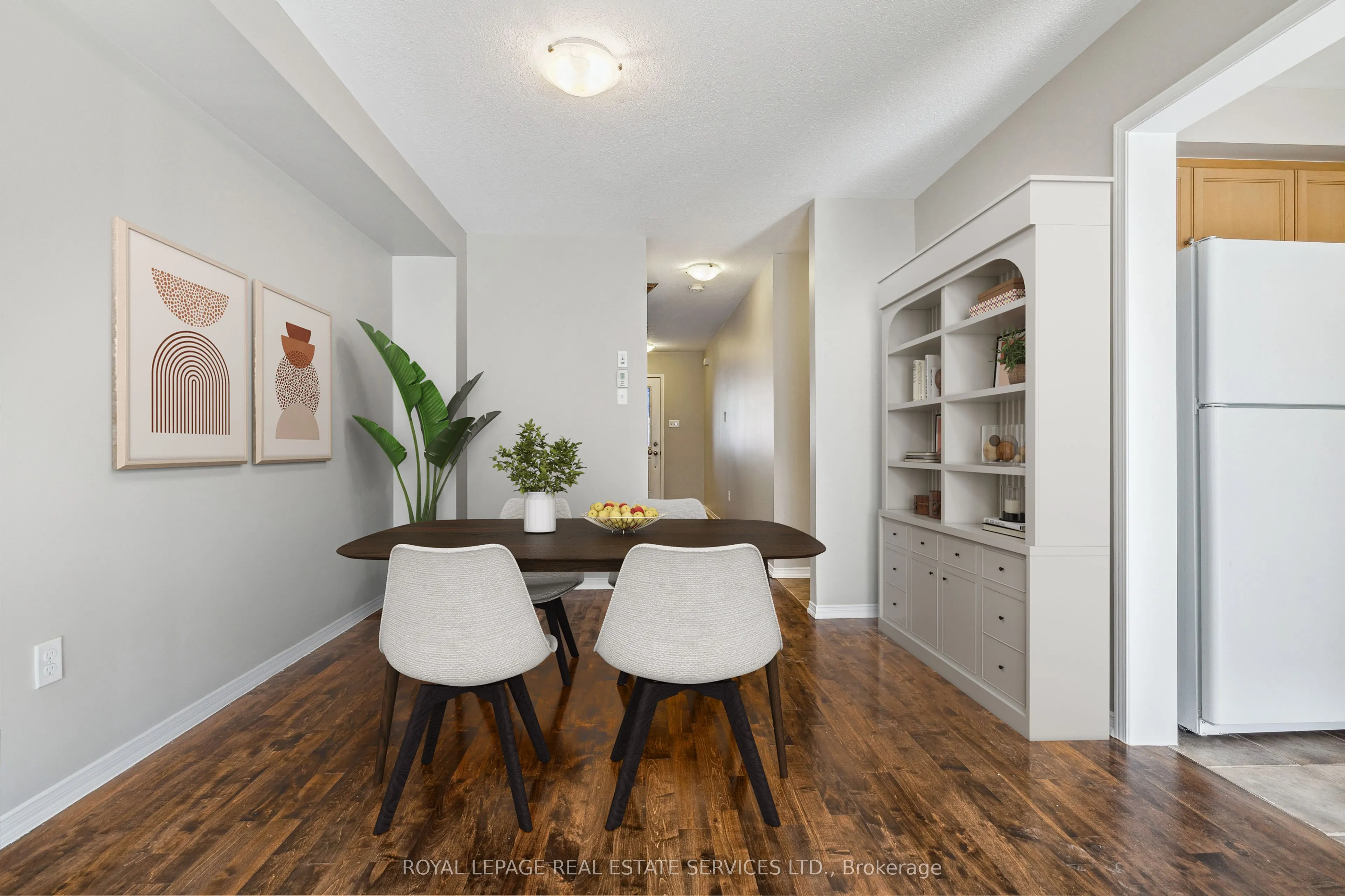 8 Bradley Avenue, #23