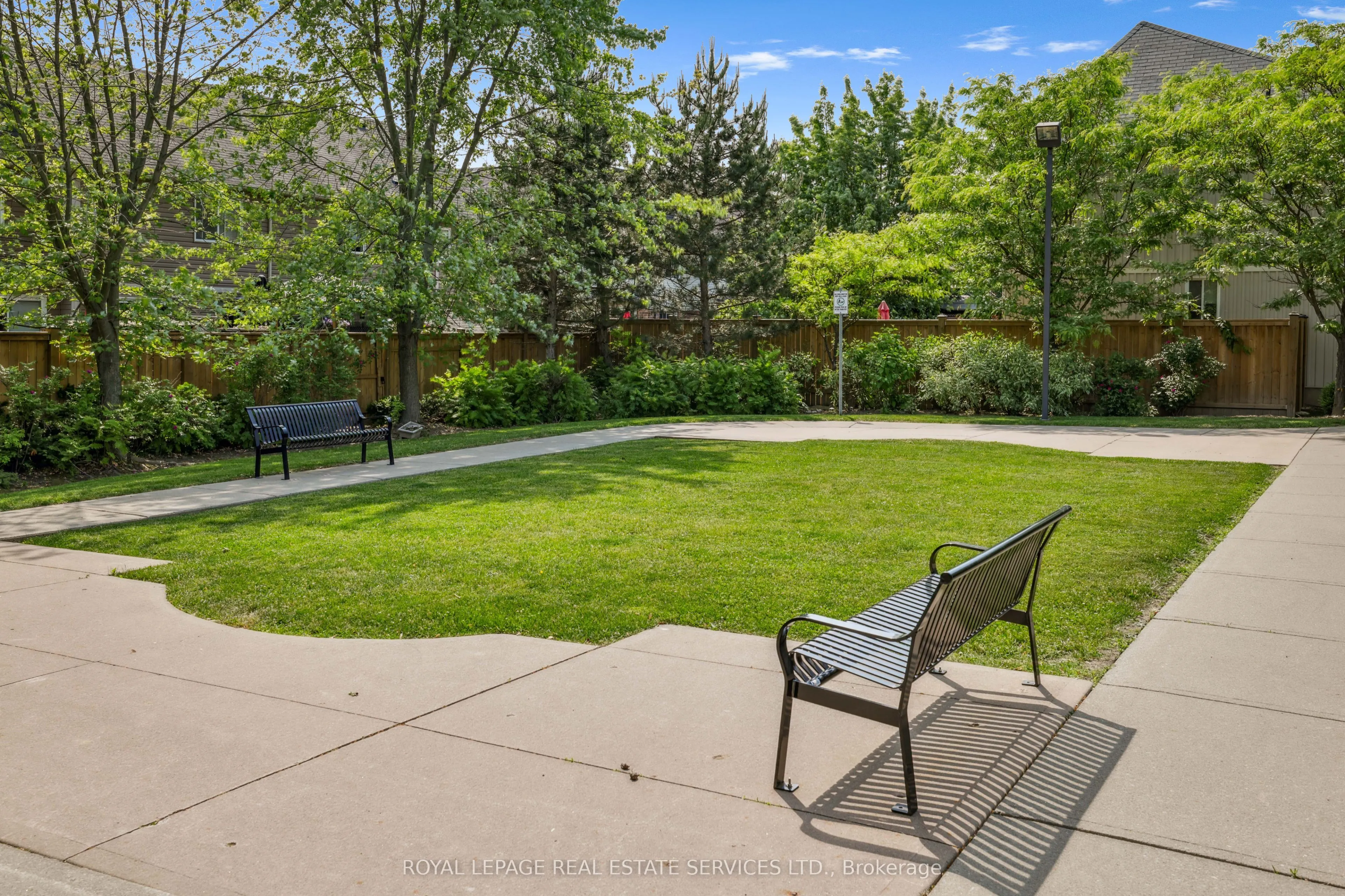8 Bradley Avenue, #23