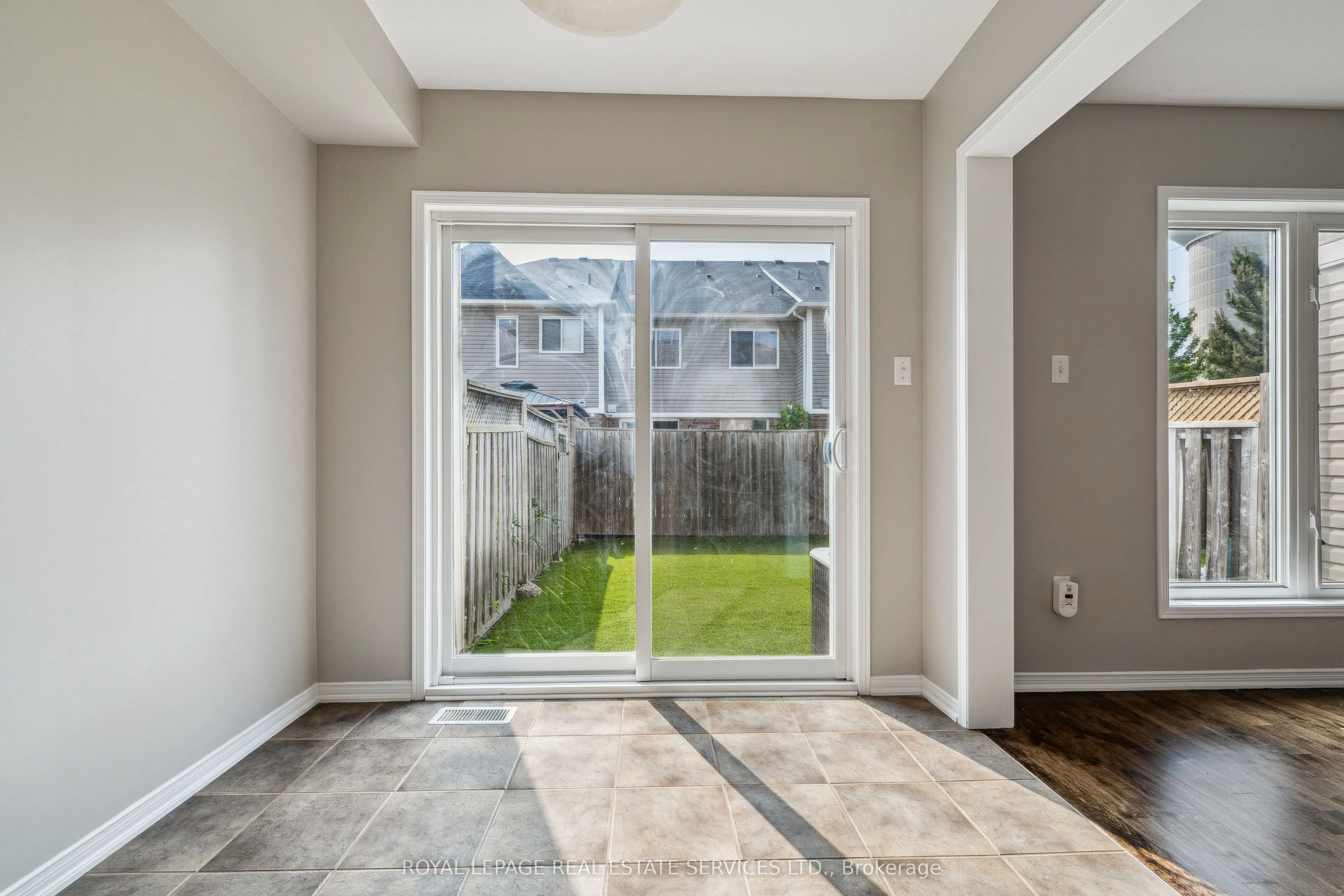 8 Bradley Avenue, #23