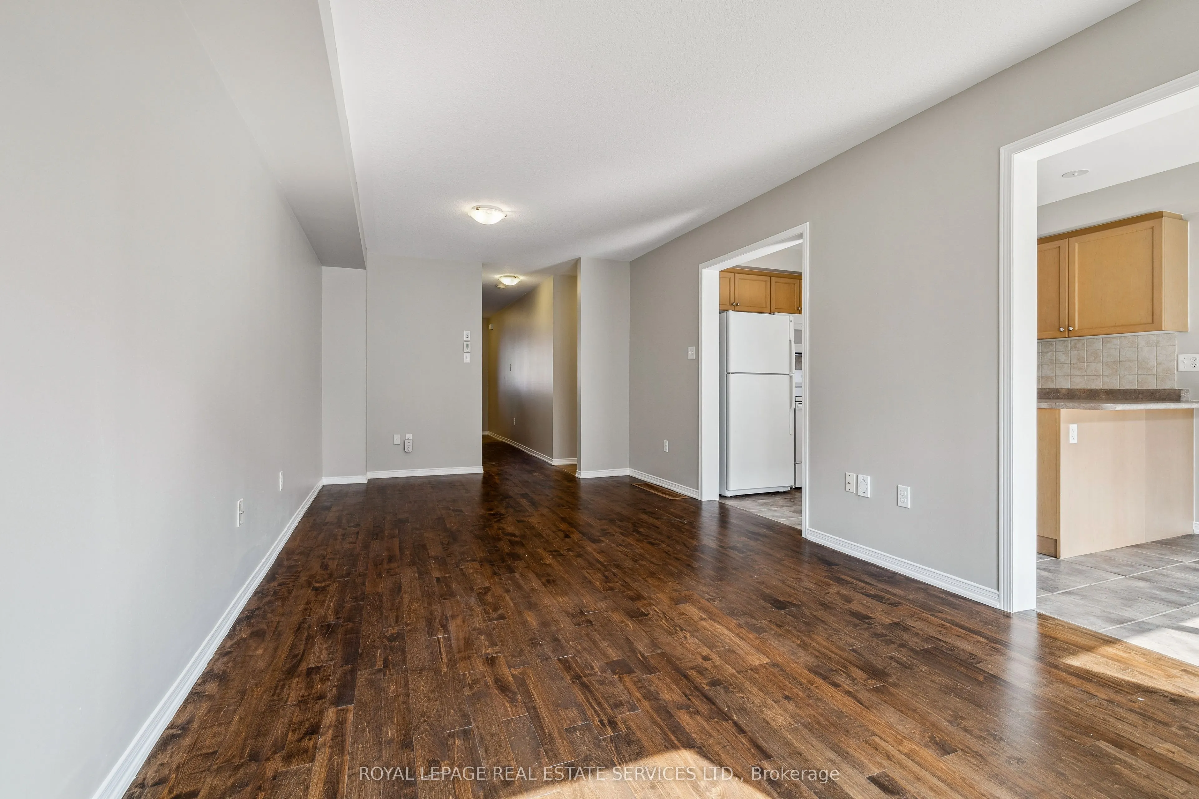 8 Bradley Avenue, #23