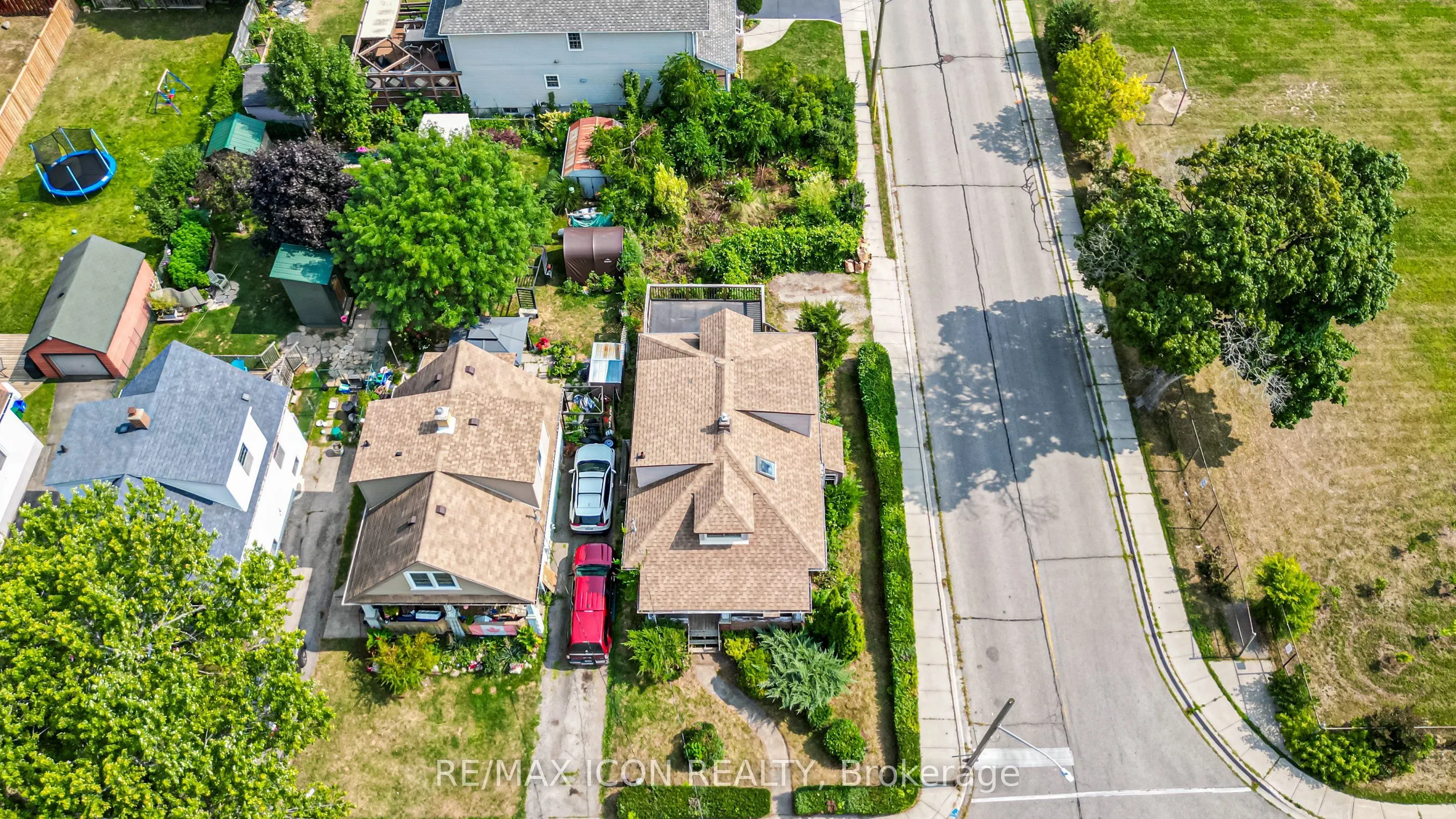 999 Vine Street