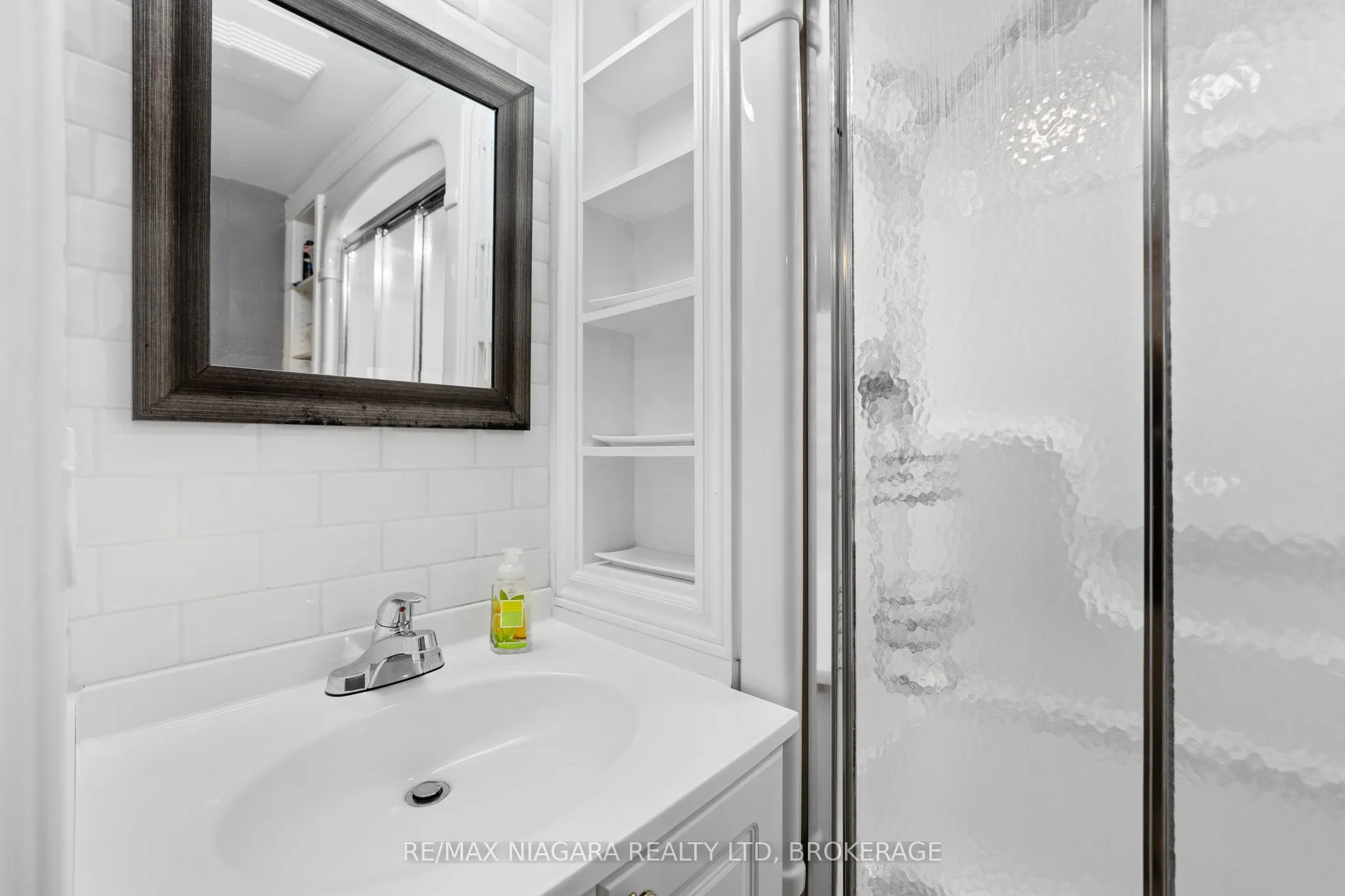 2969-2971 Portage Road