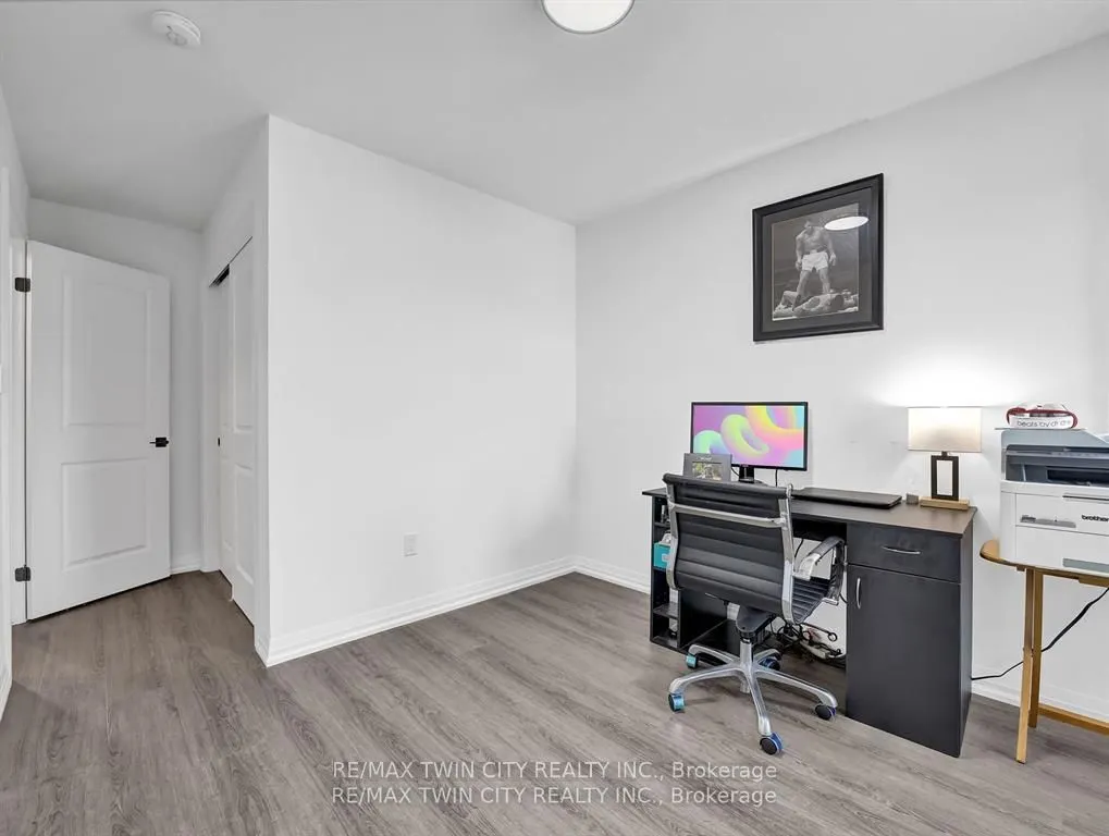4552 Portage Road, #108