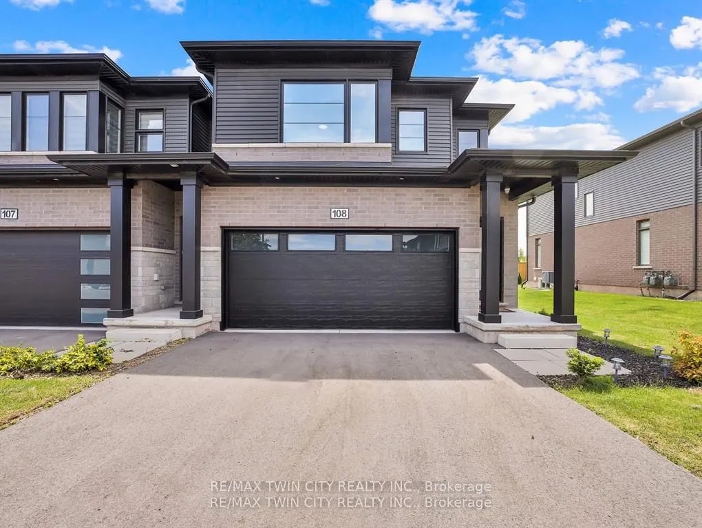 4552 Portage Road, #108