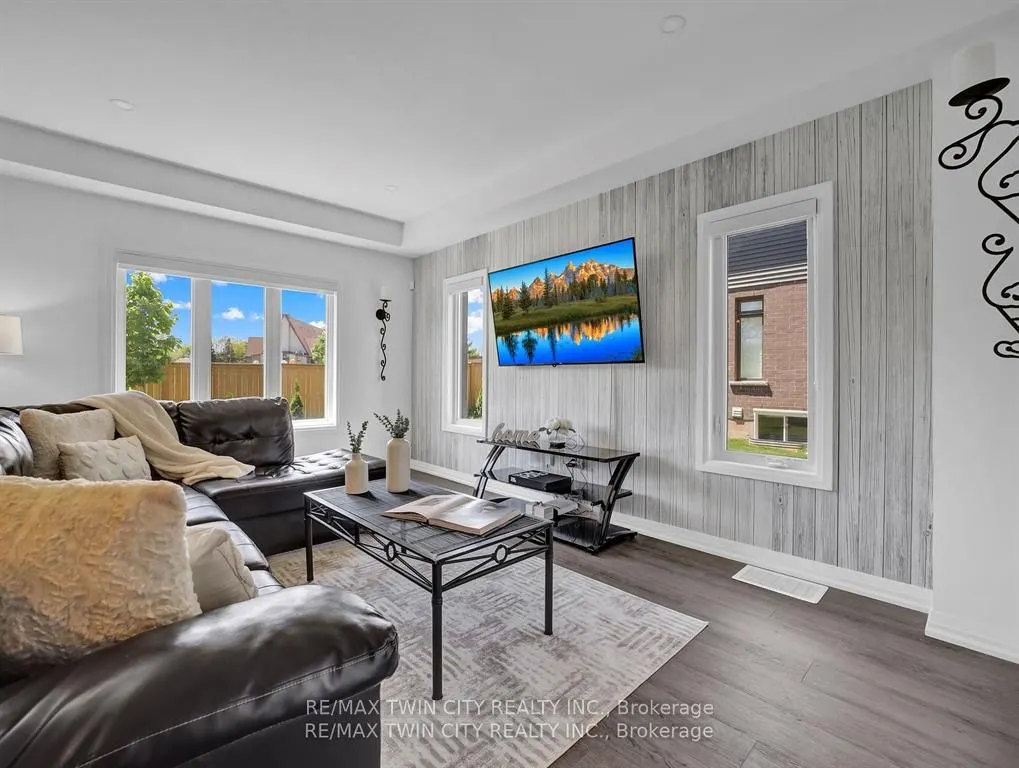 4552 Portage Road, #108