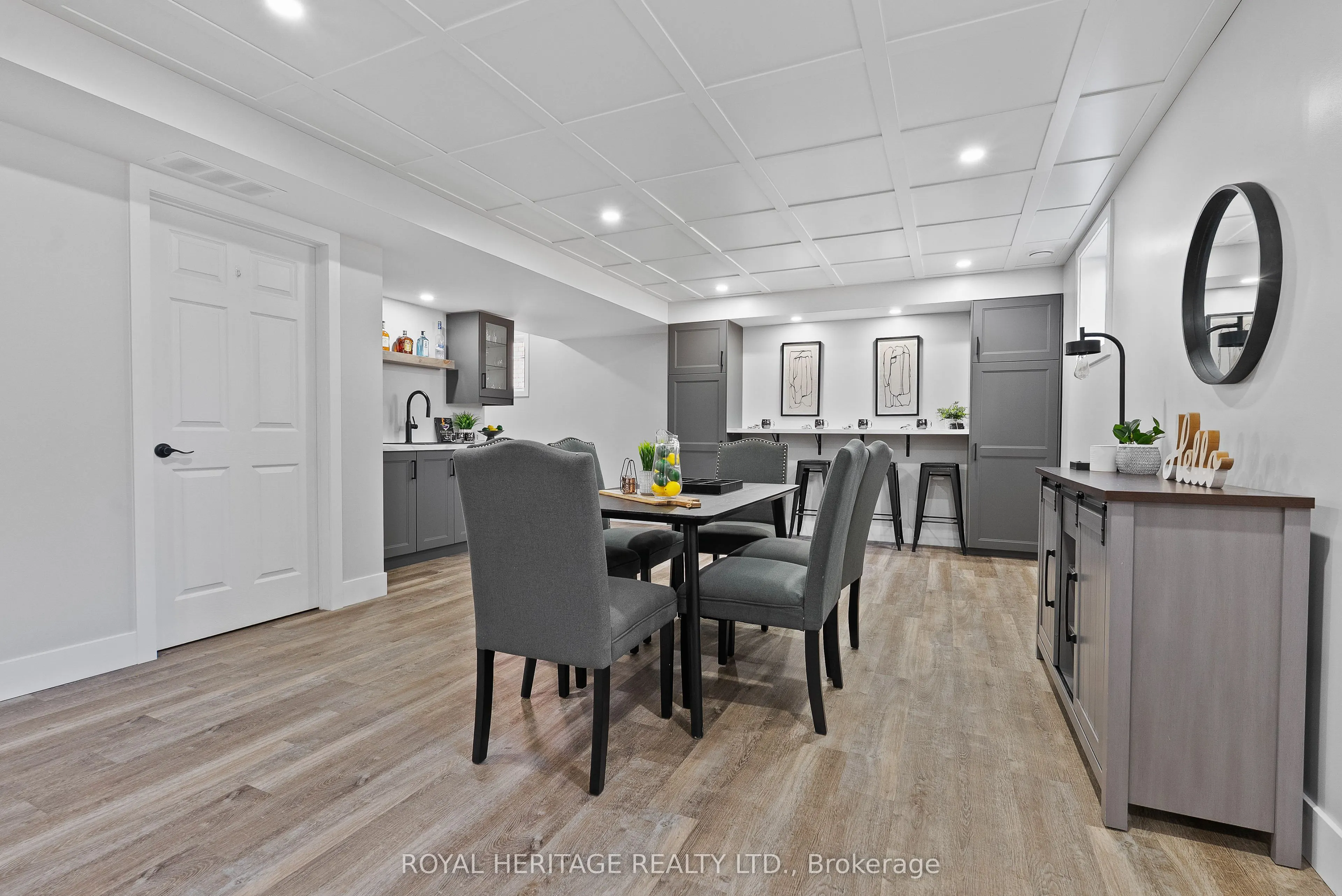 38 Mcgibbon Boulevard