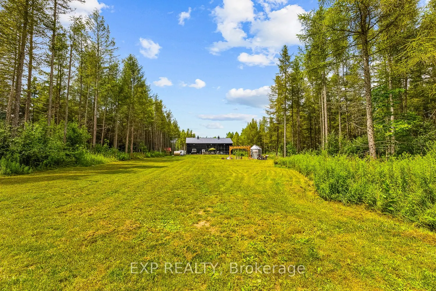 9307 Sideroad 9 Side Road