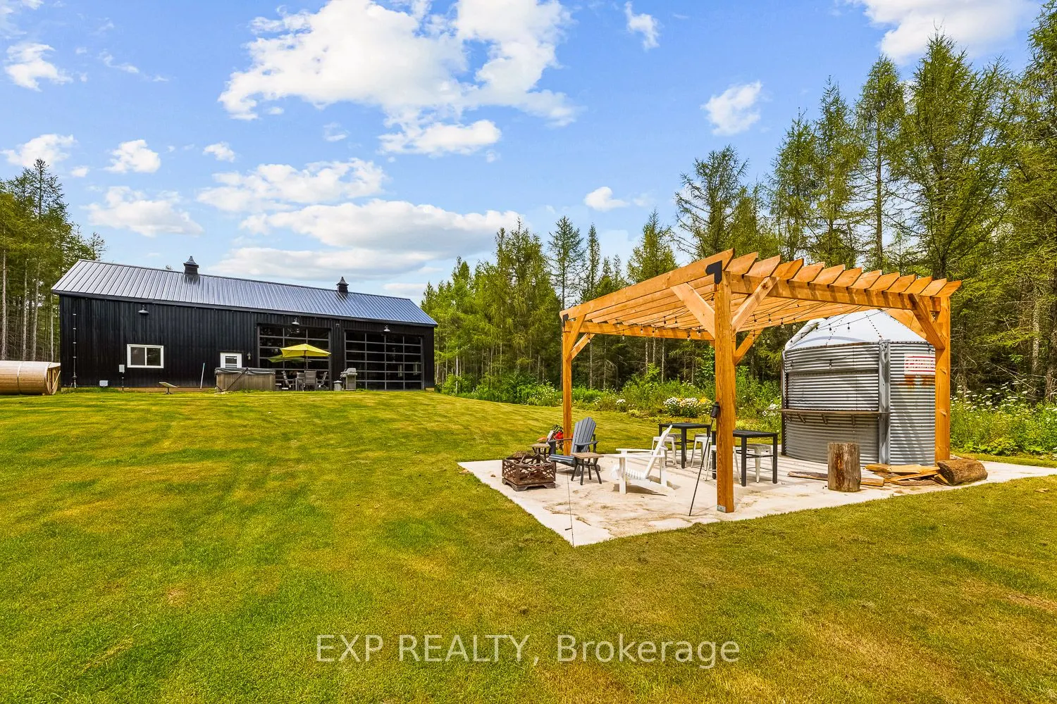 9307 Sideroad 9 Side Road