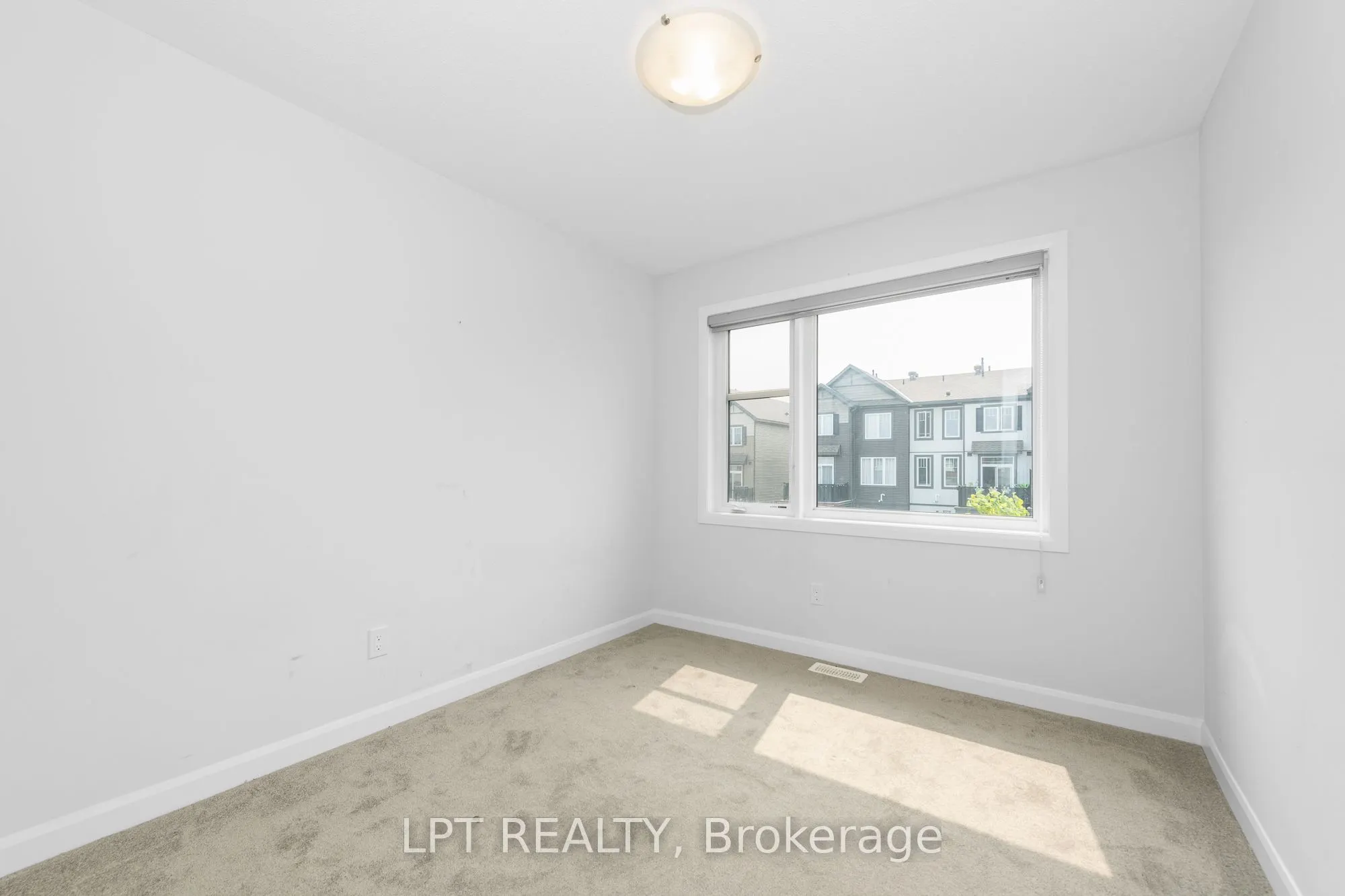 105 Teelin Circle
