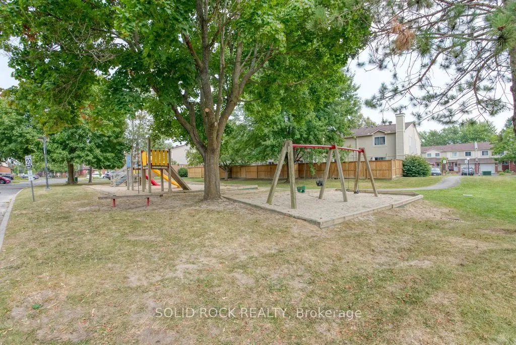 463 Canotia Place, #12
