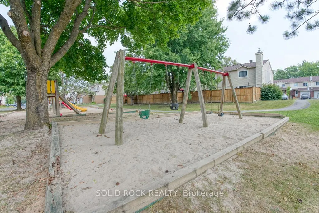 463 Canotia Place, #12