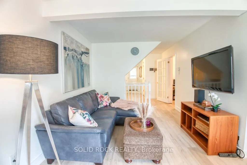 463 Canotia Place, #12