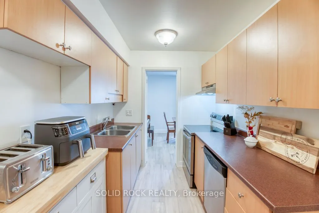 463 Canotia Place, #12