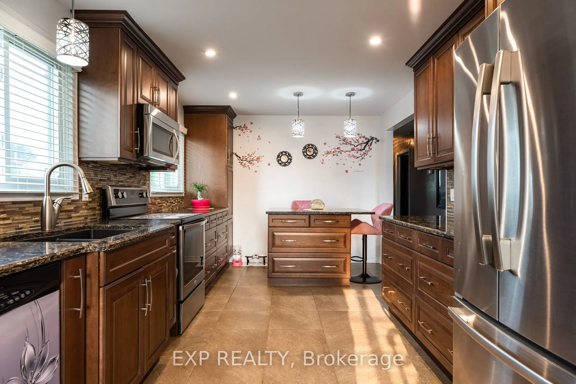 213 Northwood Drive
