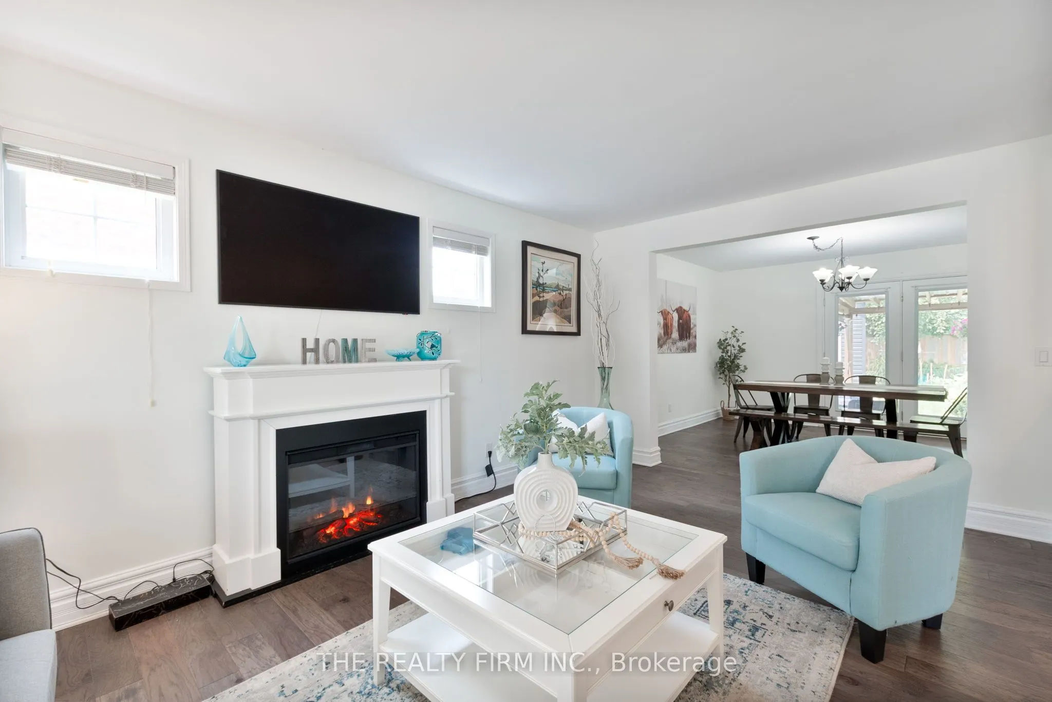 6 Oakdale Place
