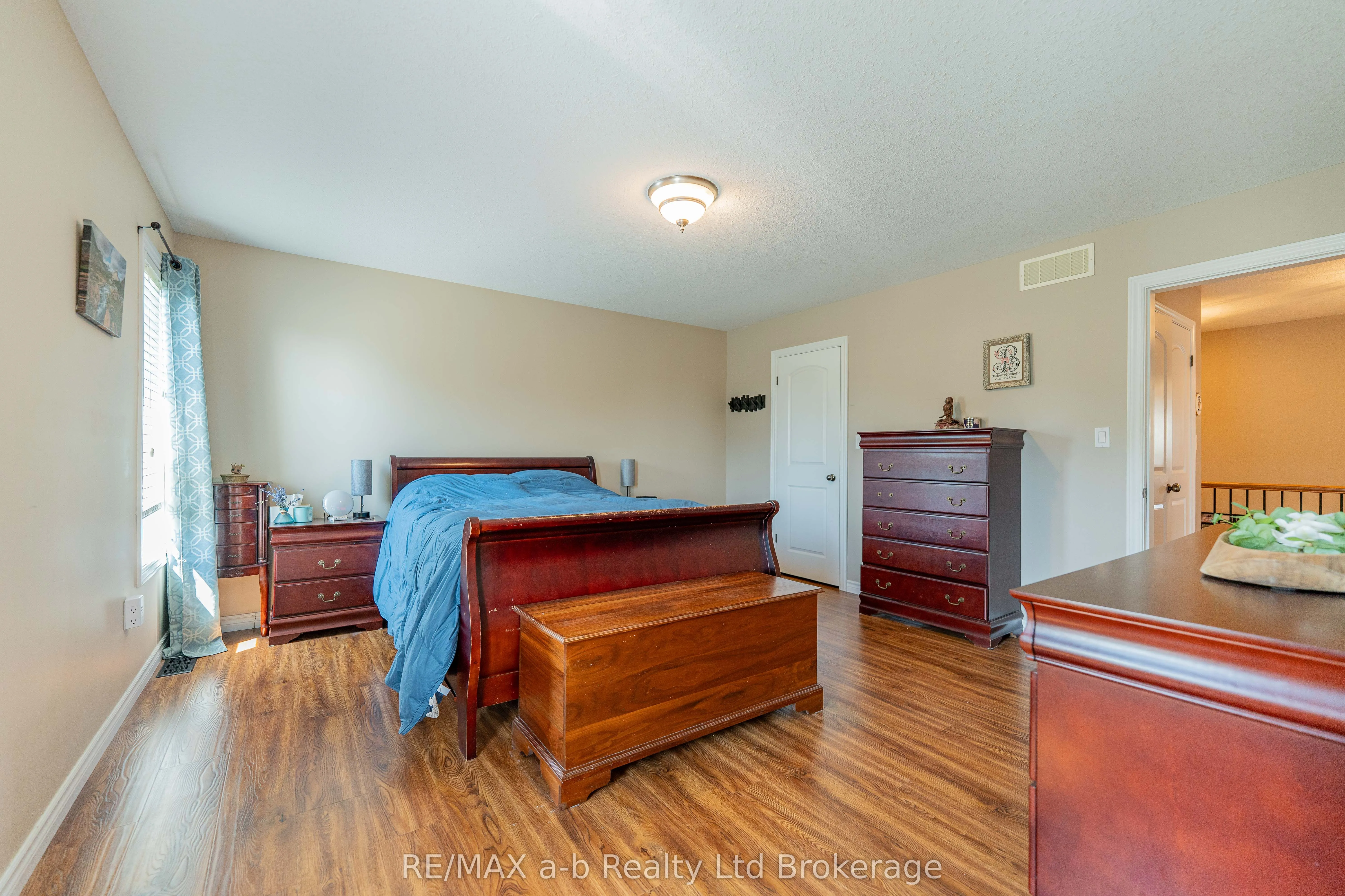 9 Langrell Avenue