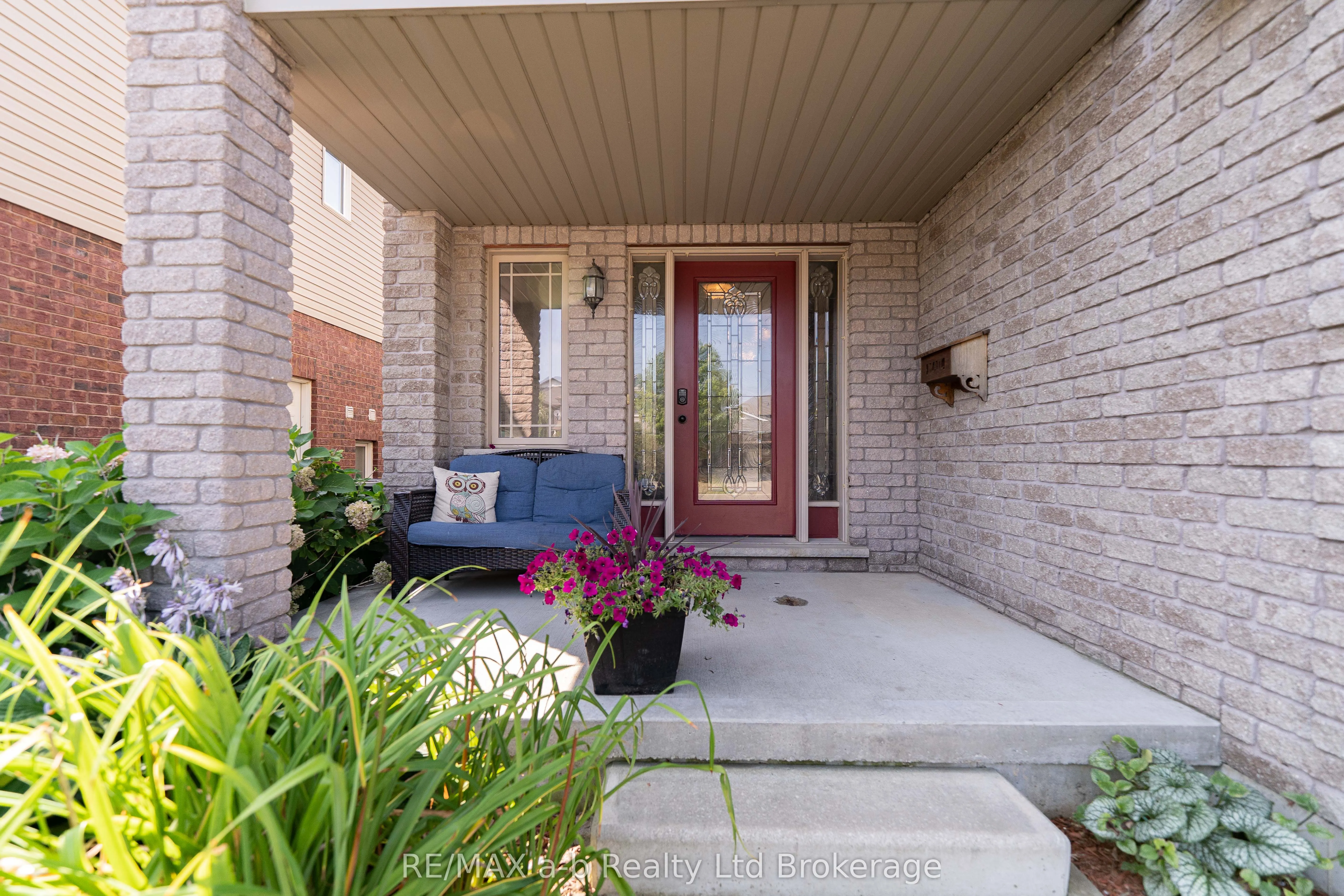 9 Langrell Avenue