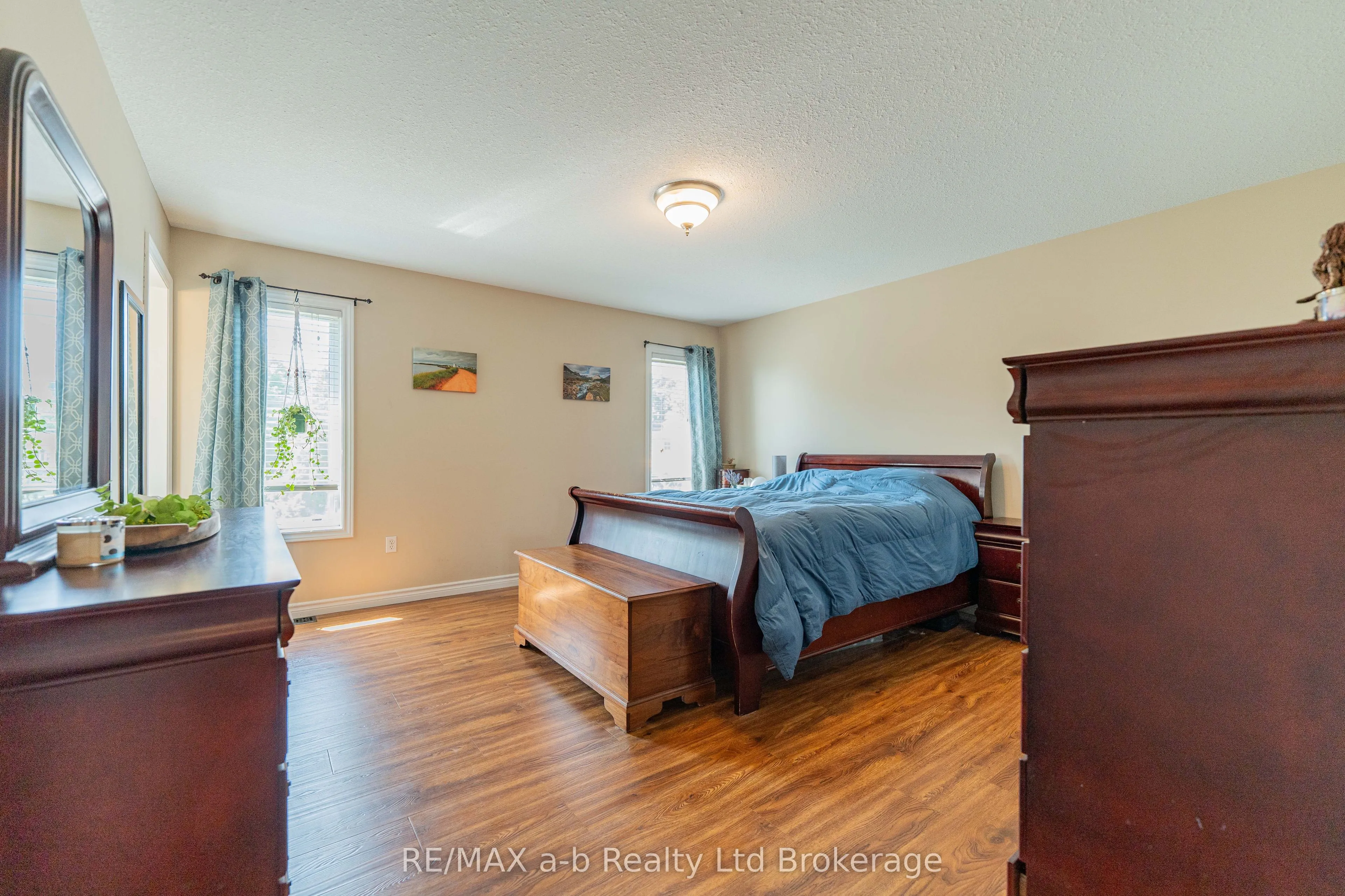 9 Langrell Avenue