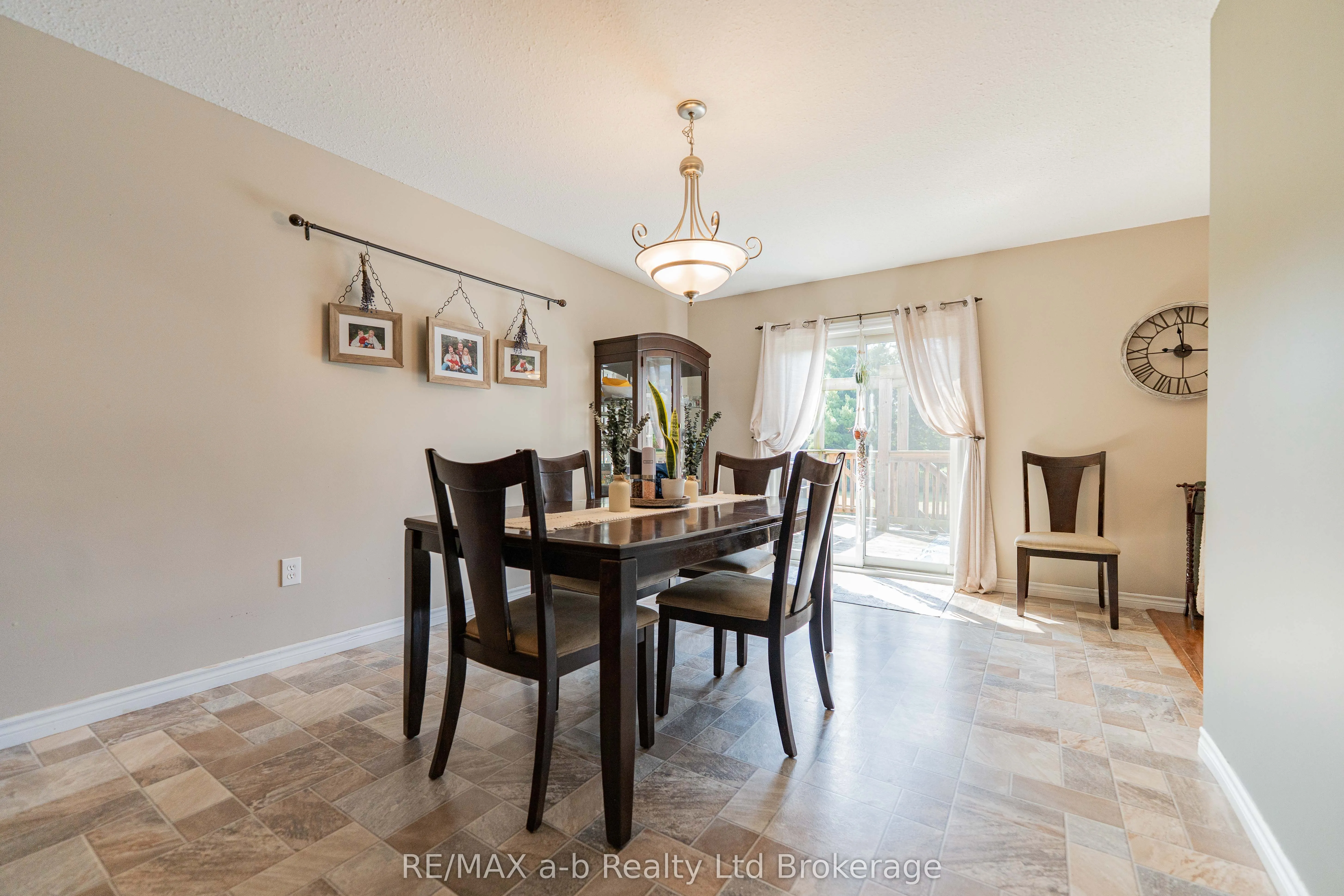 9 Langrell Avenue