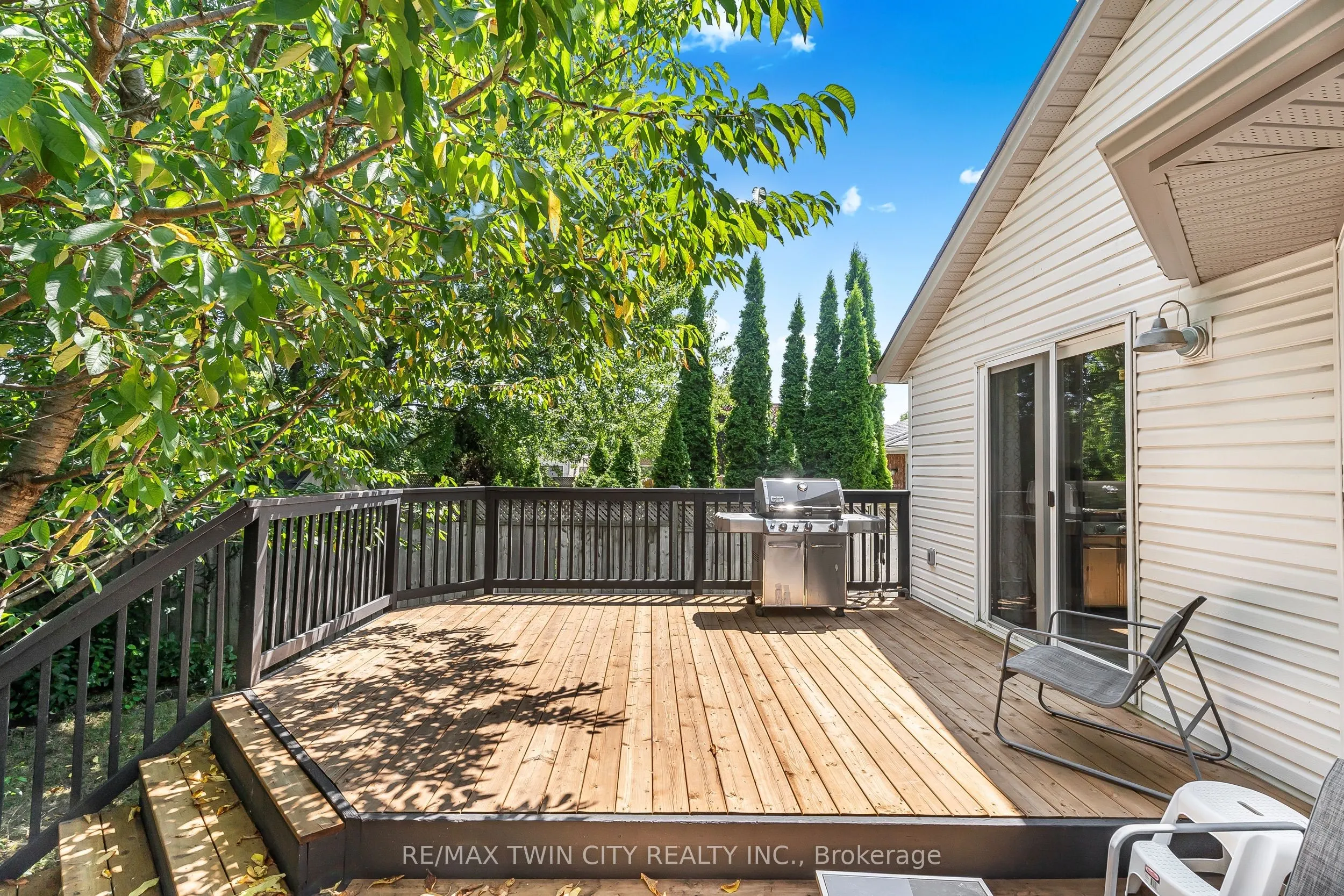 4 Orchid Crescent