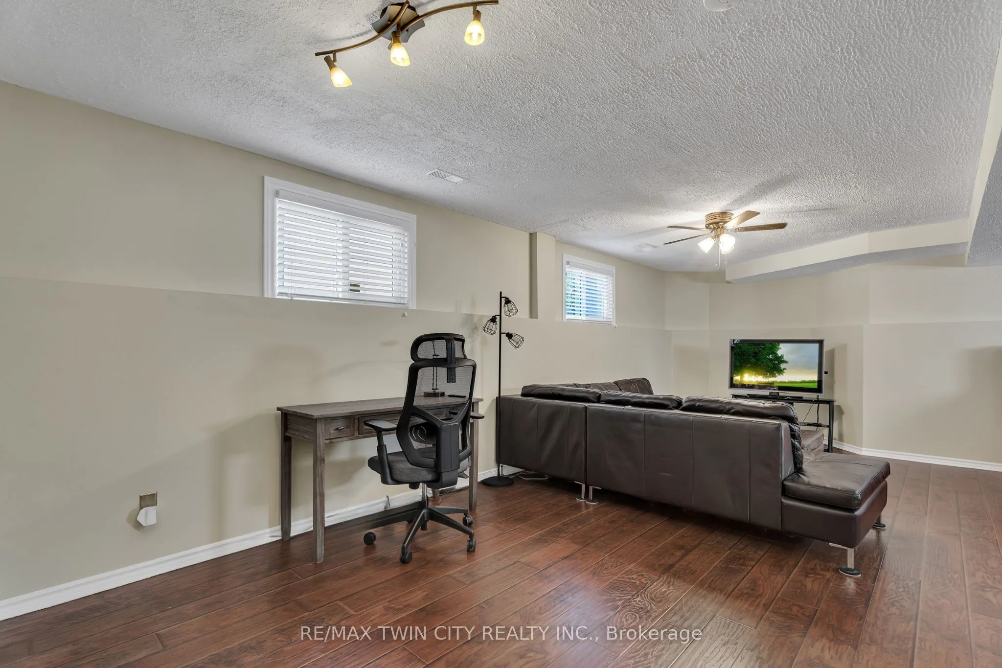 4 Orchid Crescent