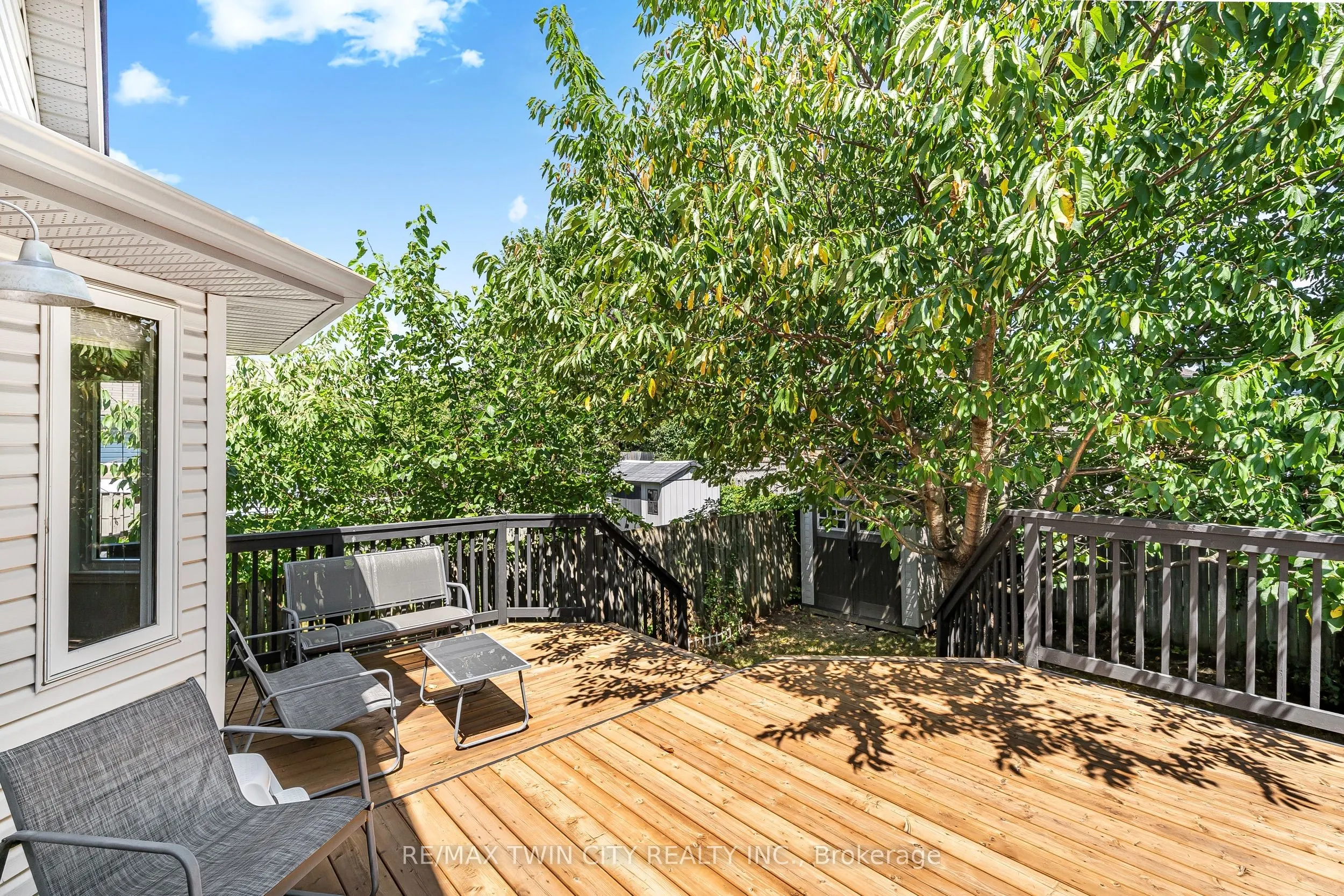 4 Orchid Crescent