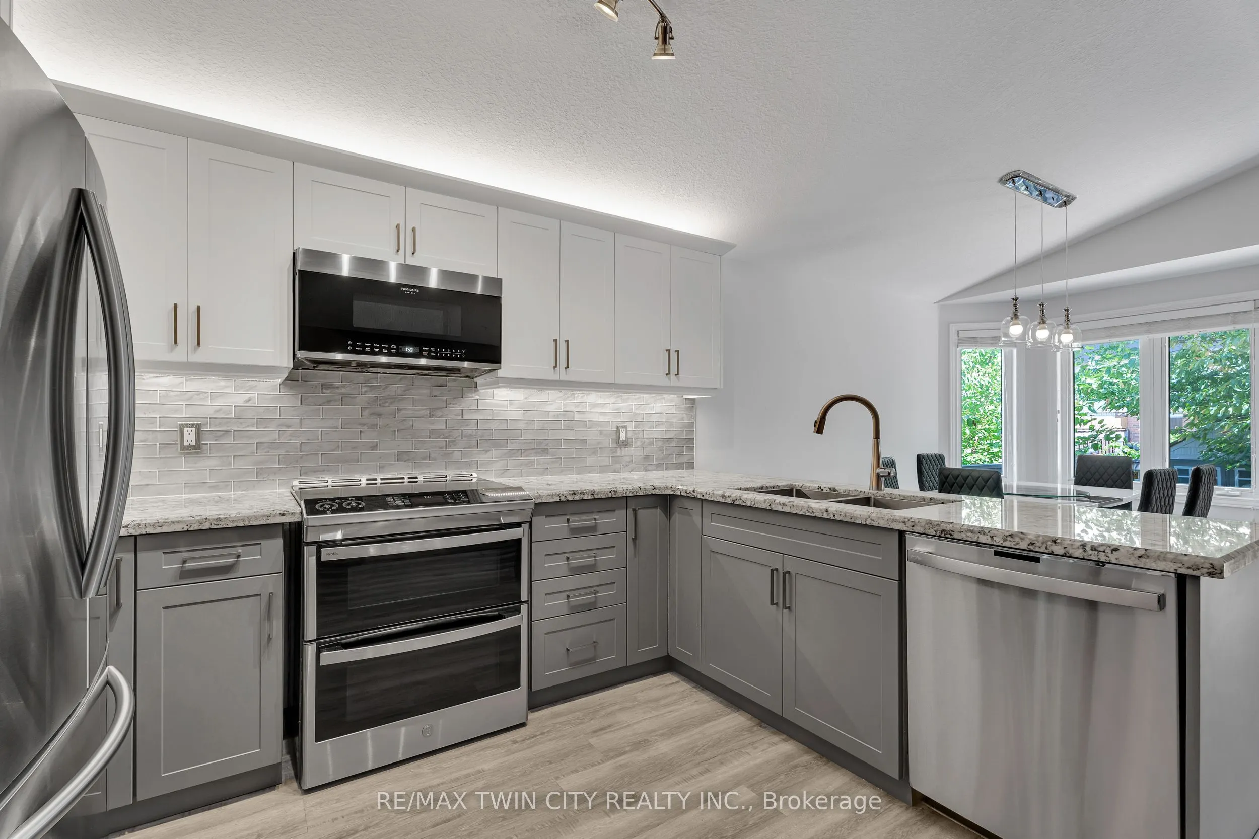 4 Orchid Crescent