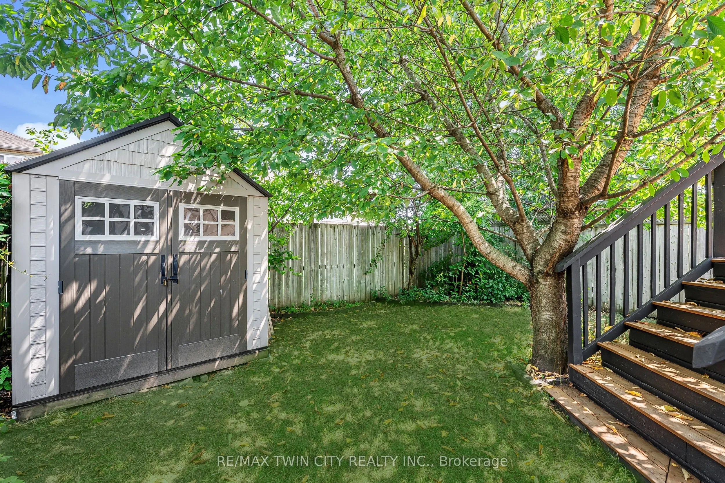 4 Orchid Crescent