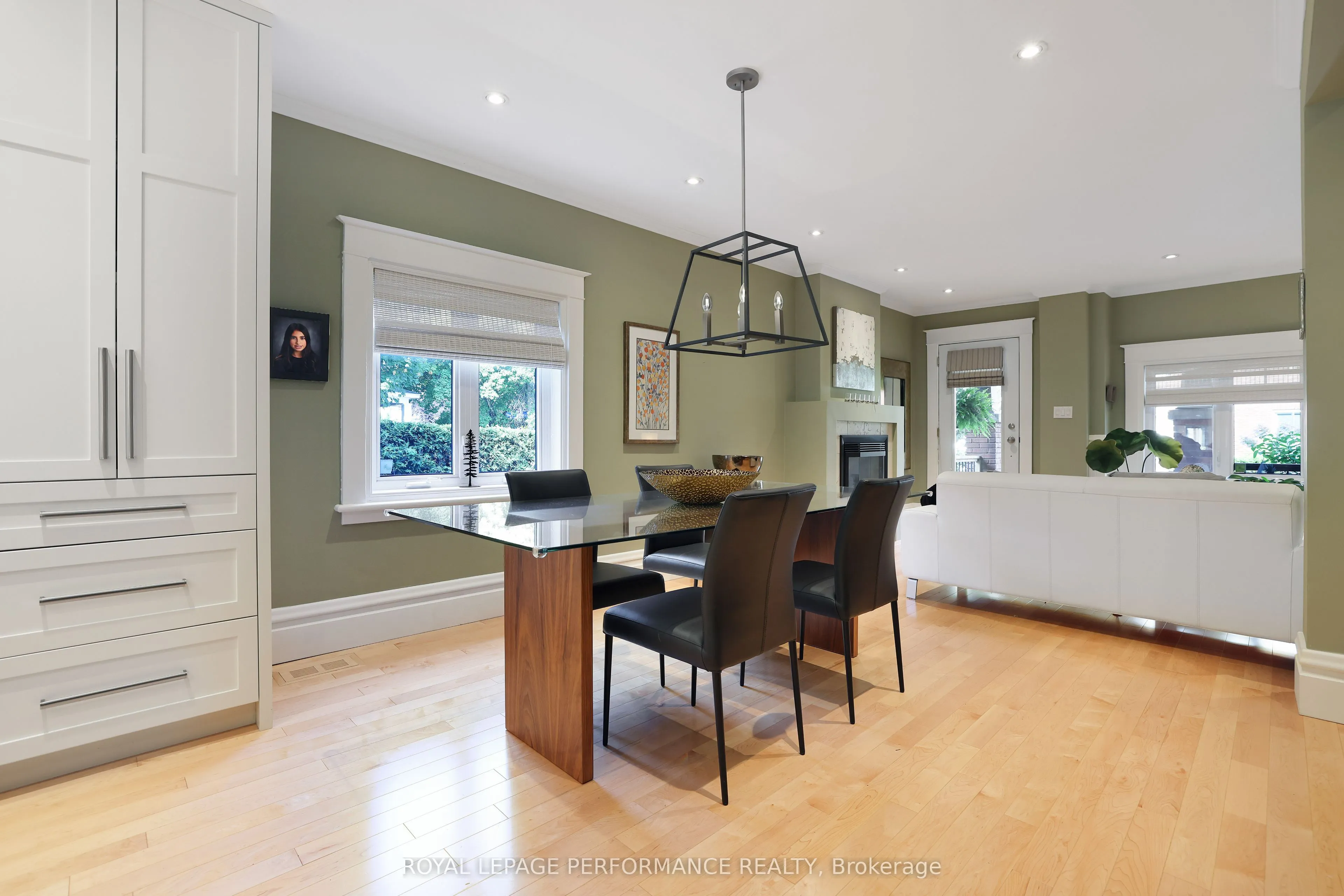 276 Holmwood Avenue