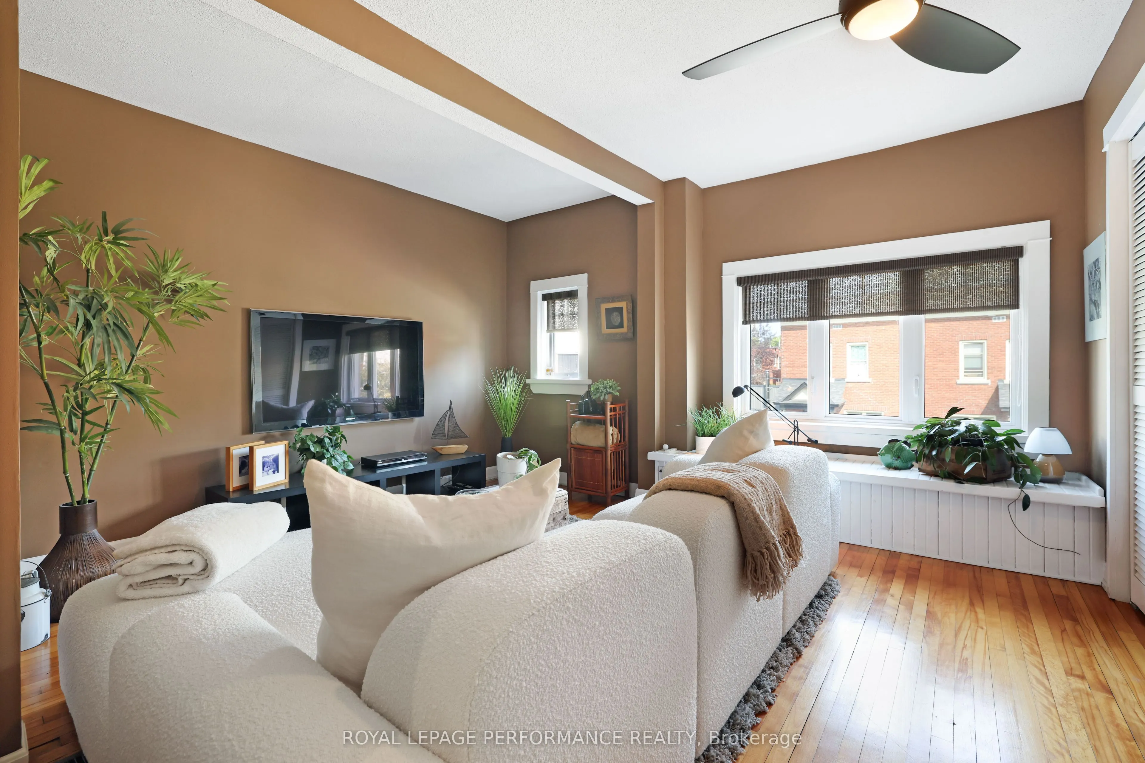 276 Holmwood Avenue
