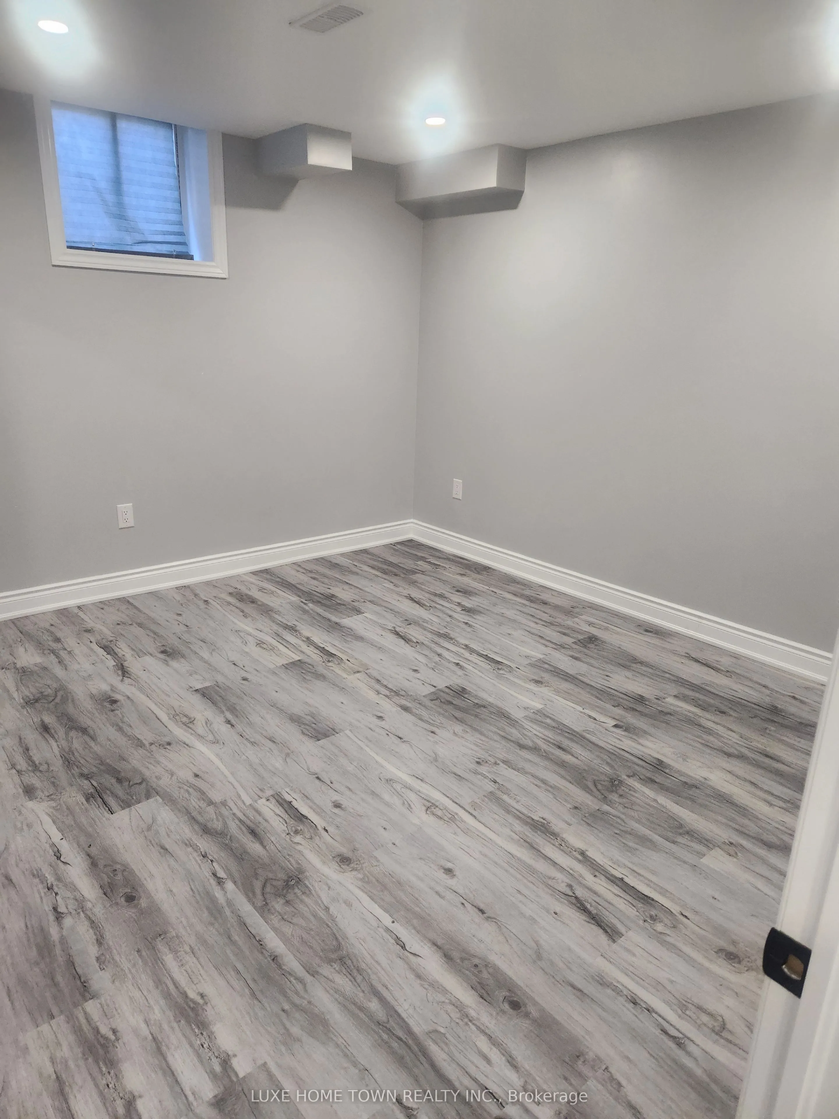 714 Halbert(BSMT) Drive S