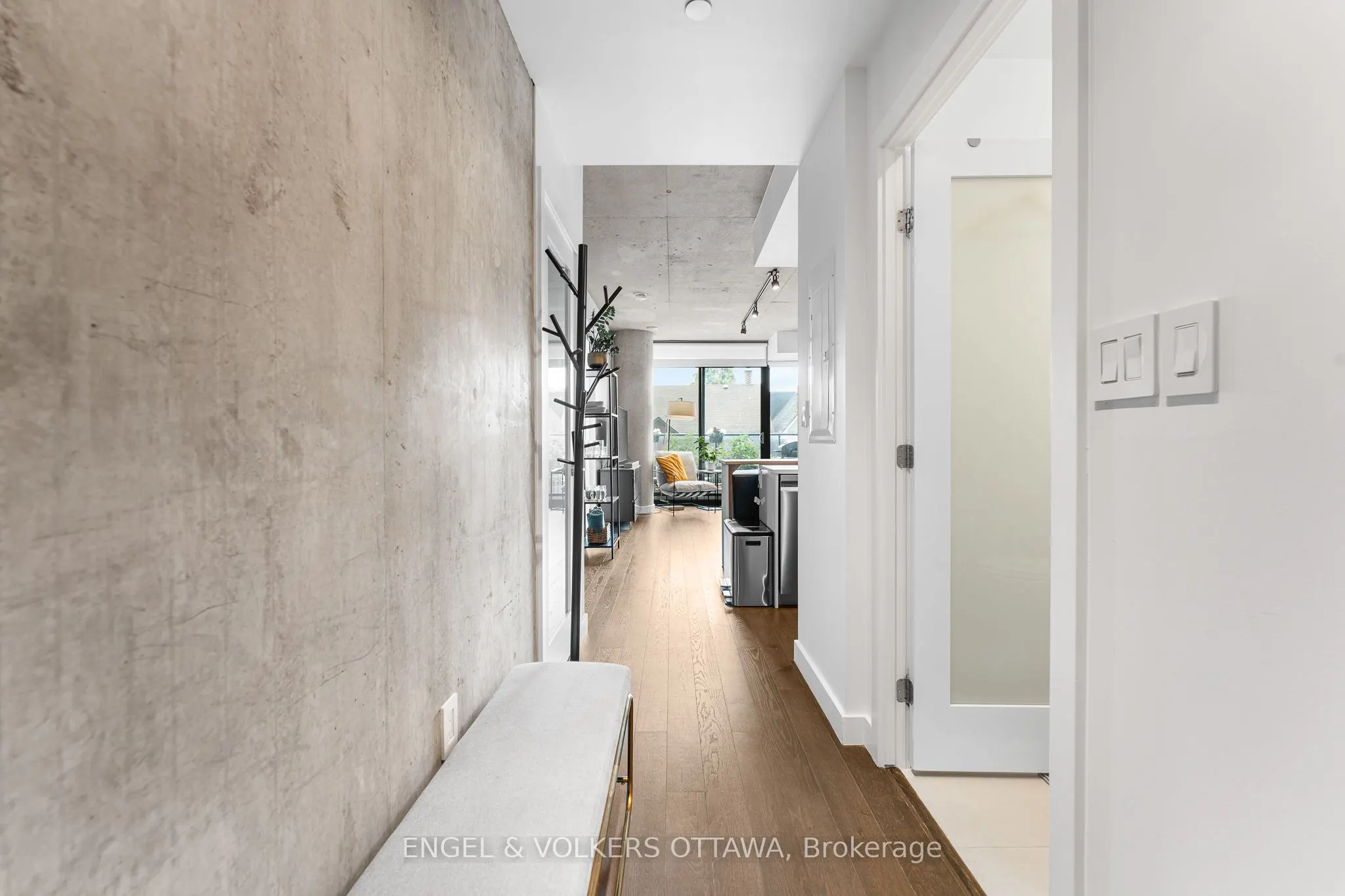 224 Lyon Street, #303