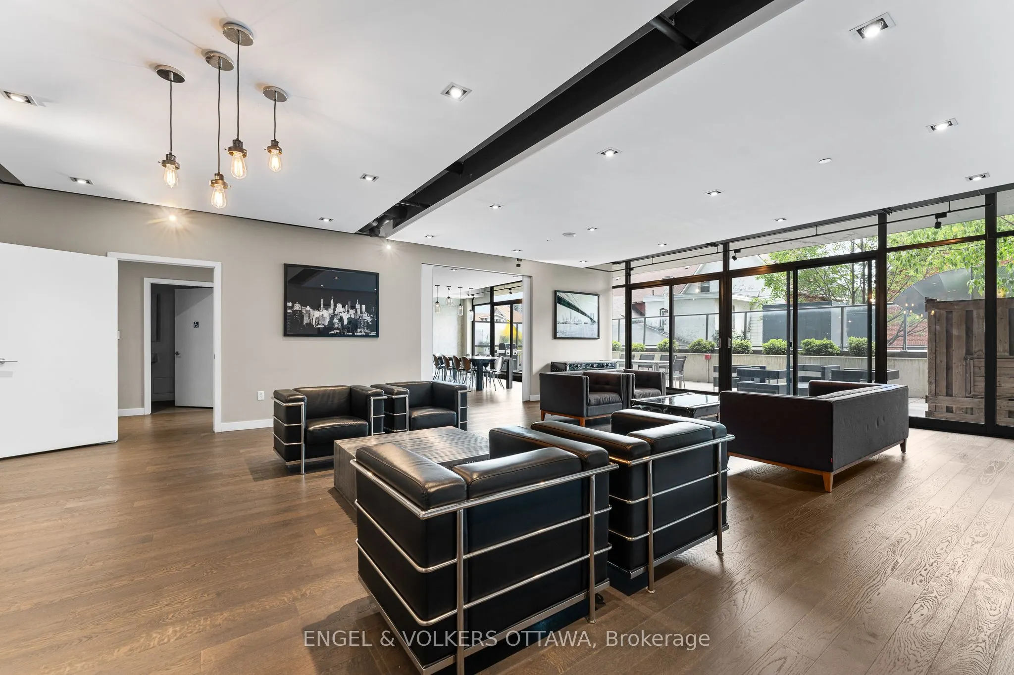 224 Lyon Street, #303